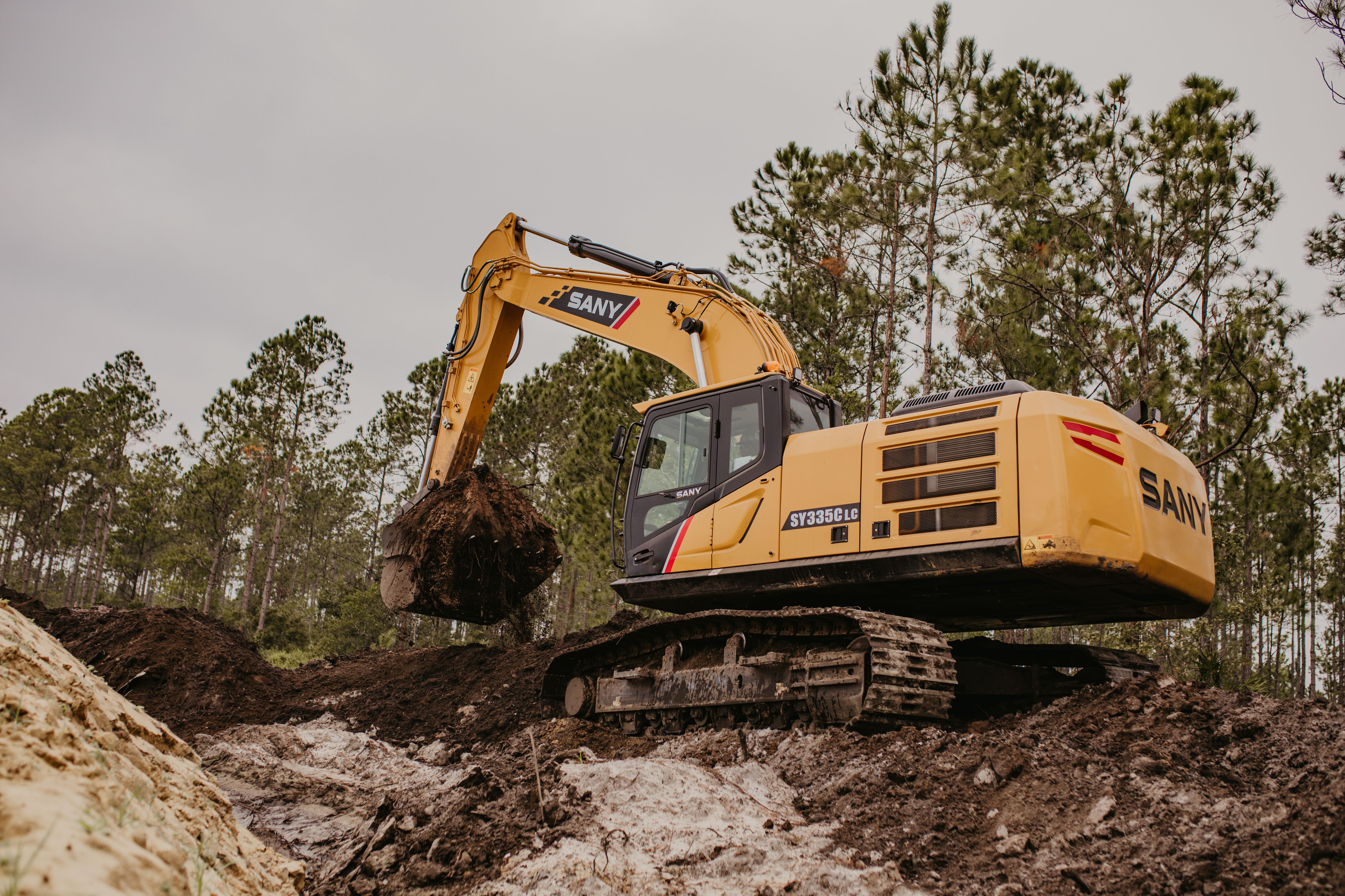 New Sany SY335C on display