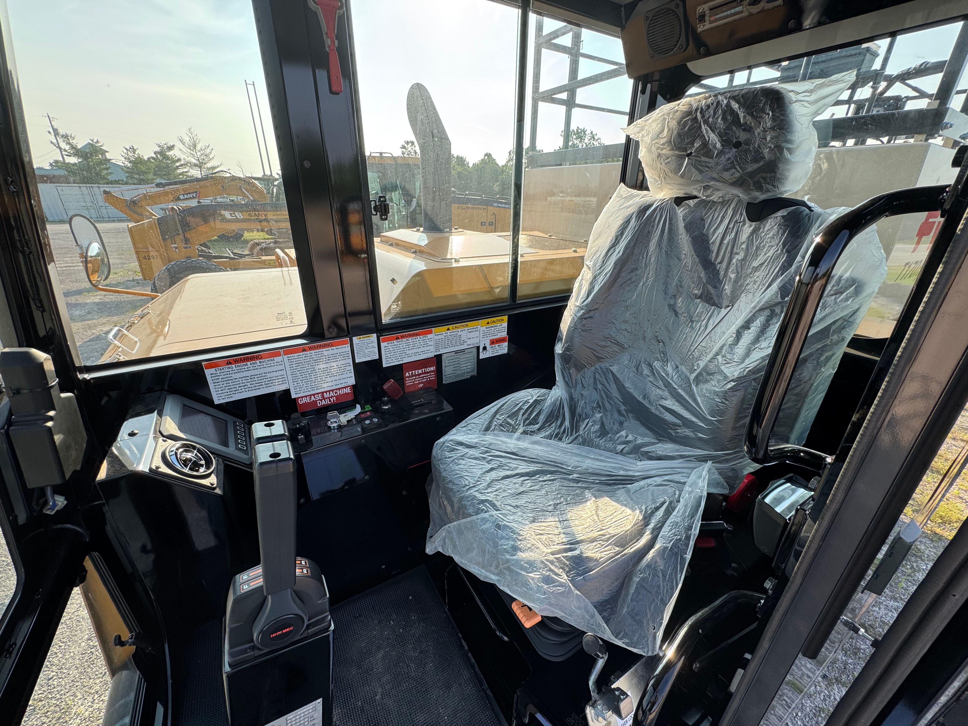 2024 MOROOKA MST 2200VD Photo 6 Thumbnail