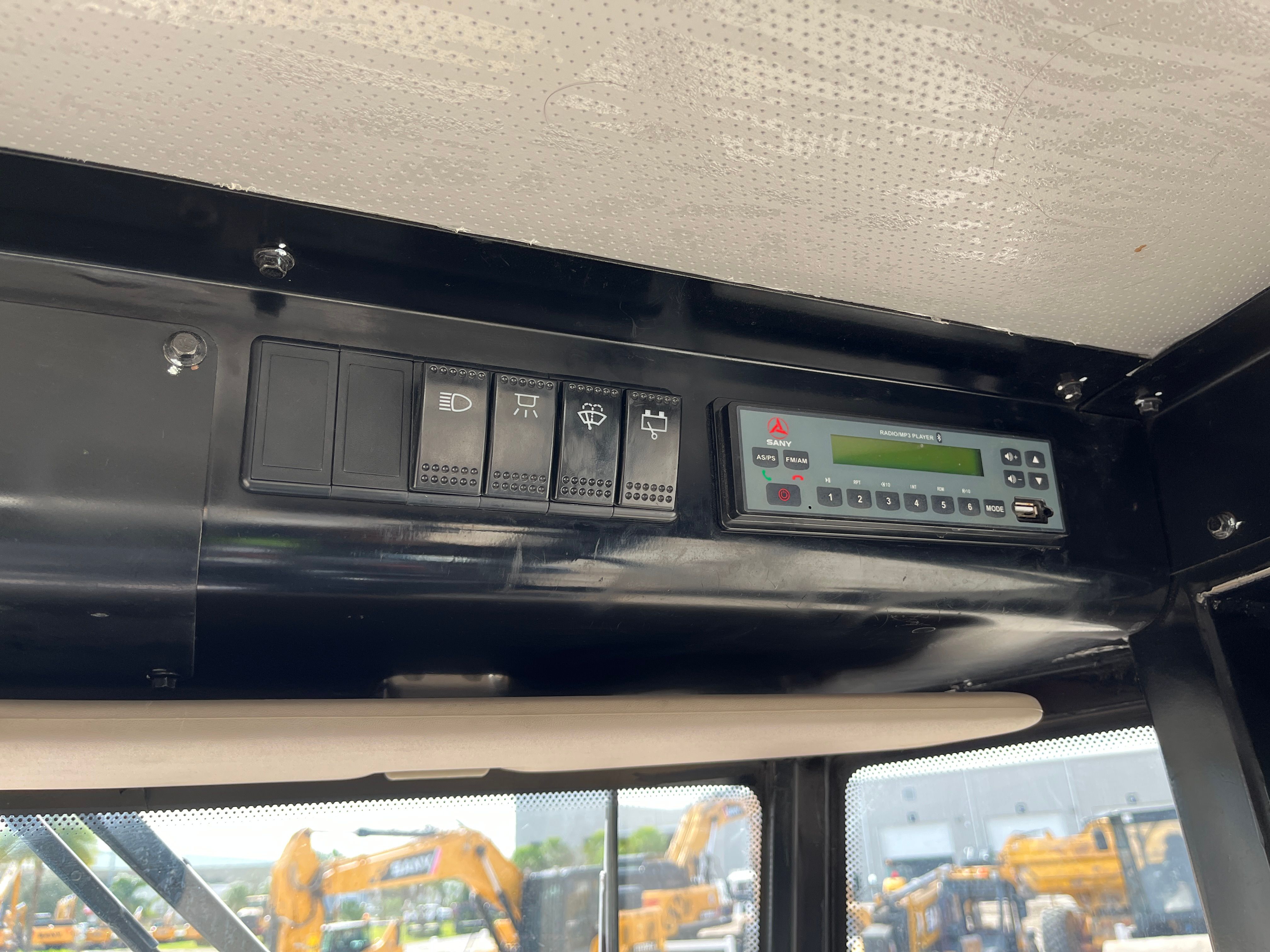 2024 SANY SANY SSR120 HIGH TORQUE VIBRATORY COMPACTOR Photo 9 Thumbnail