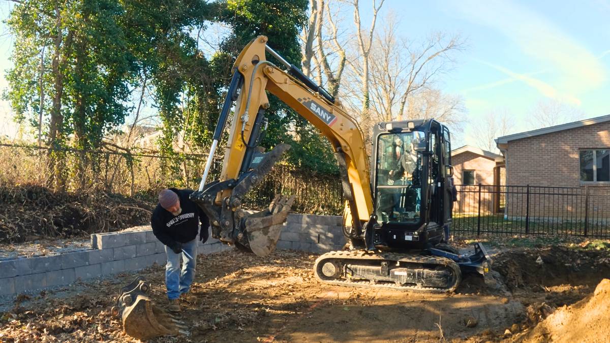 Newman Tractor Image