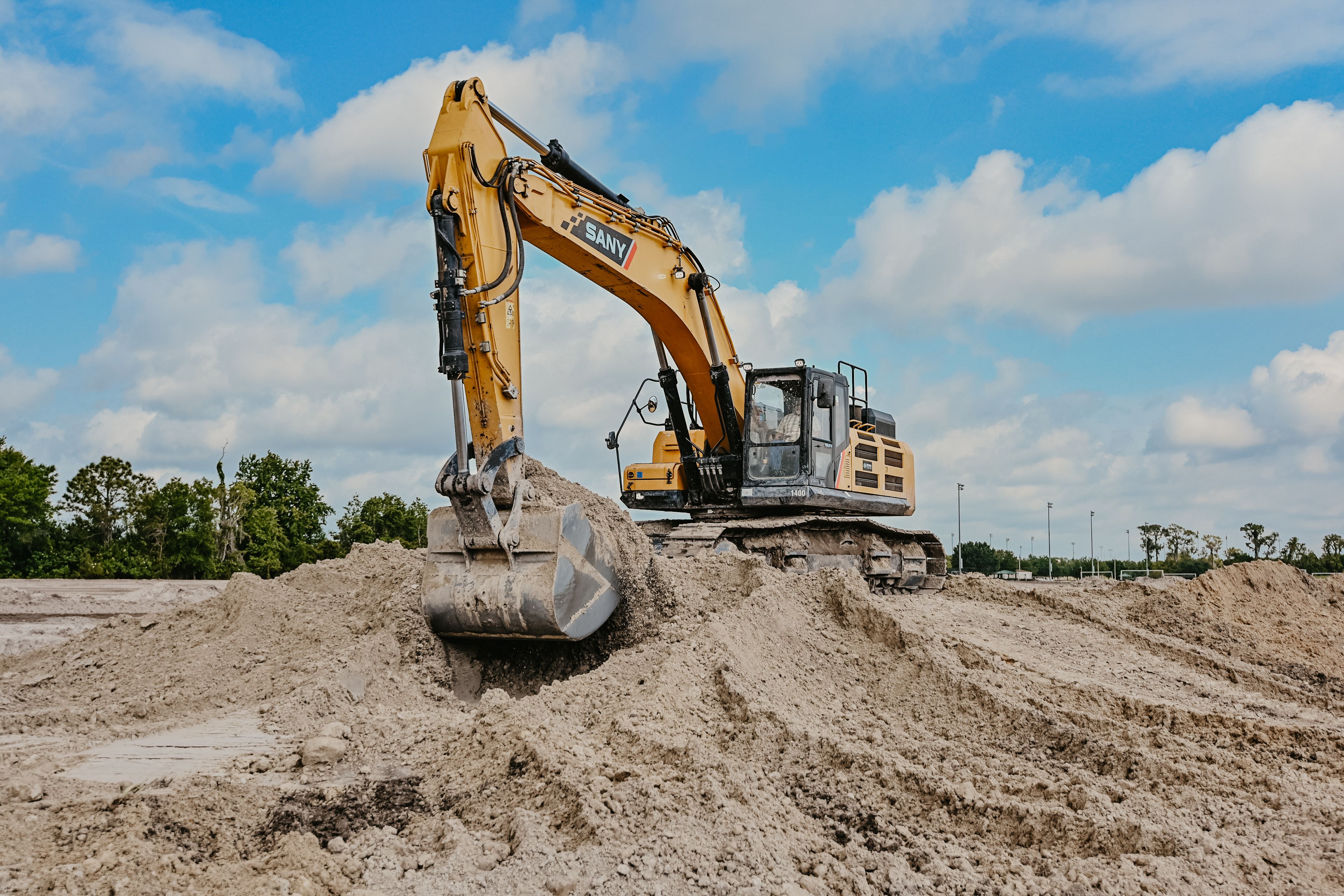 Newman Tractor Image