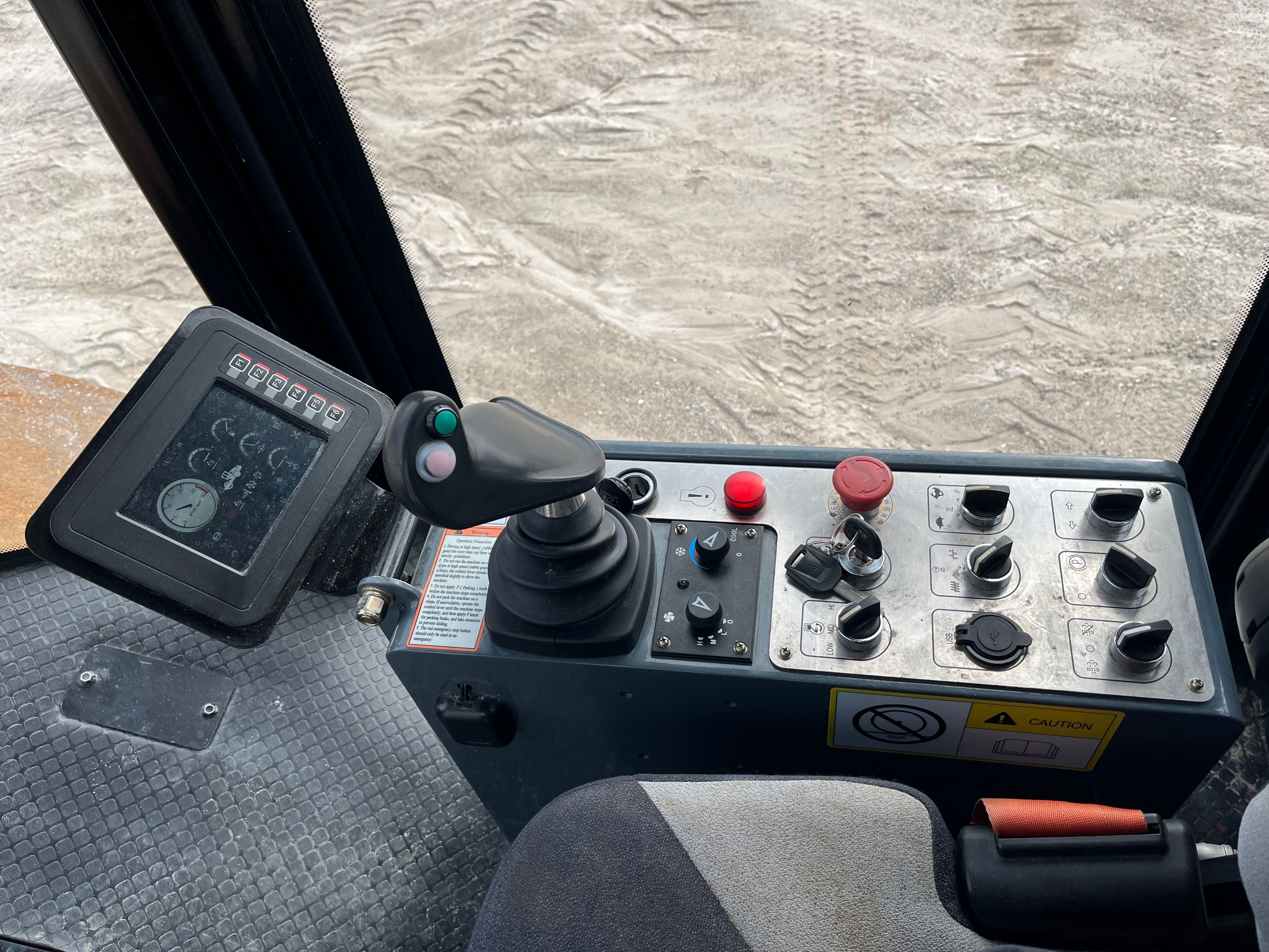 2024 SANY SANY SSR120 HIGH TORQUE VIBRATORY COMPACTOR Photo 10 Thumbnail