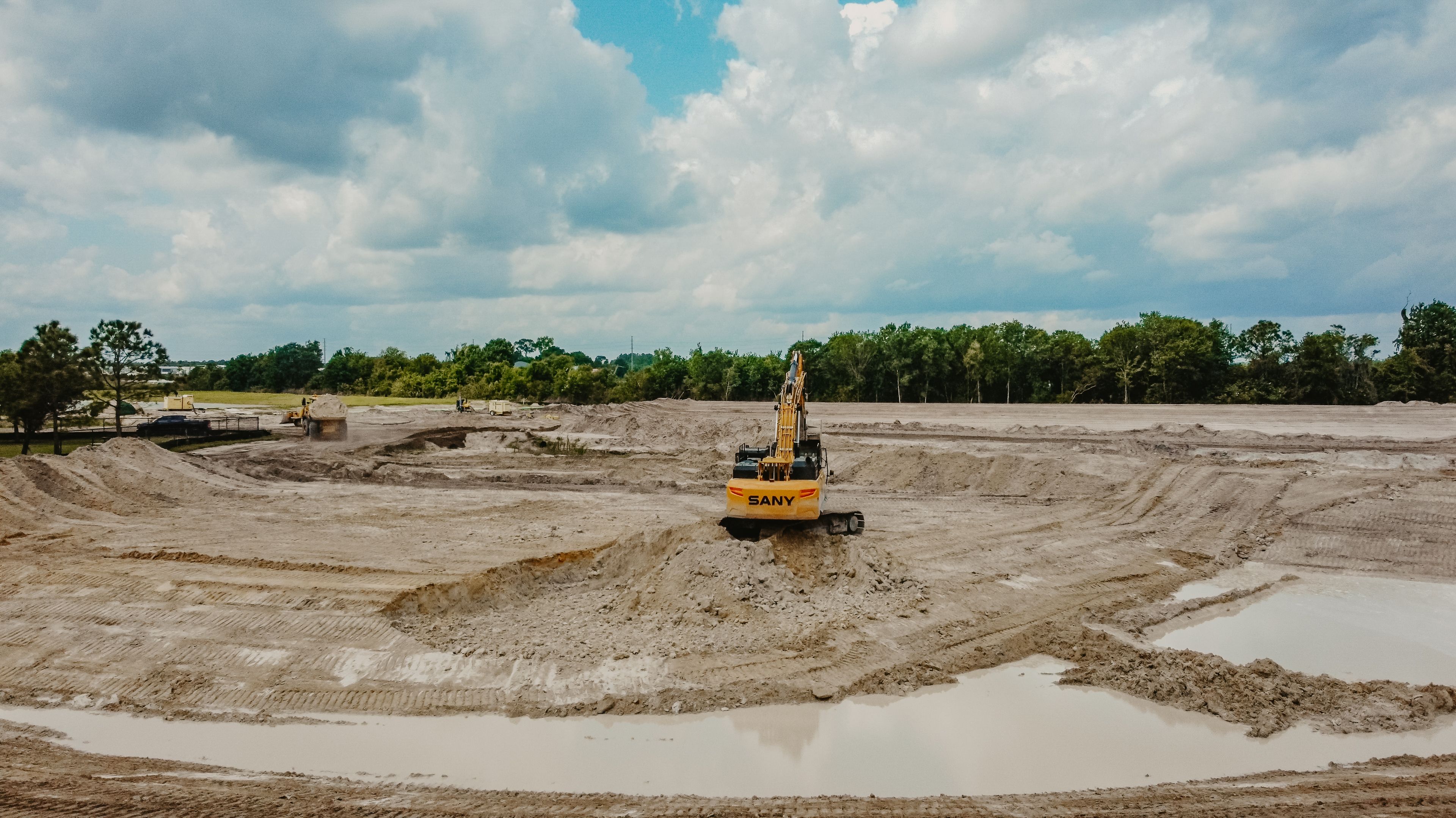 Newman Tractor Image