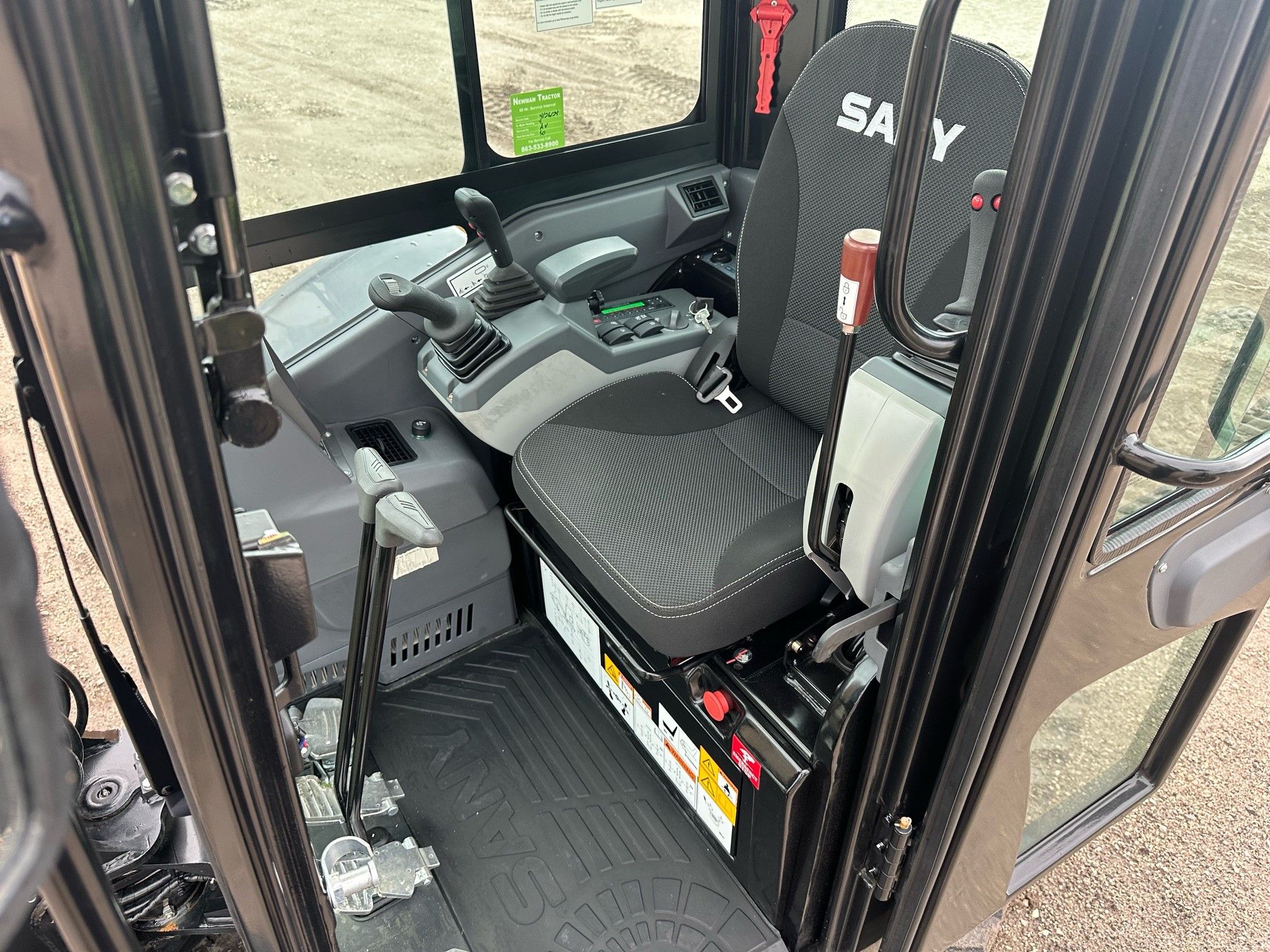 2024 SANY SANY SY35U EXCAVATOR (CABIN) W/ STRAIGHT BLADE Photo 7 Thumbnail