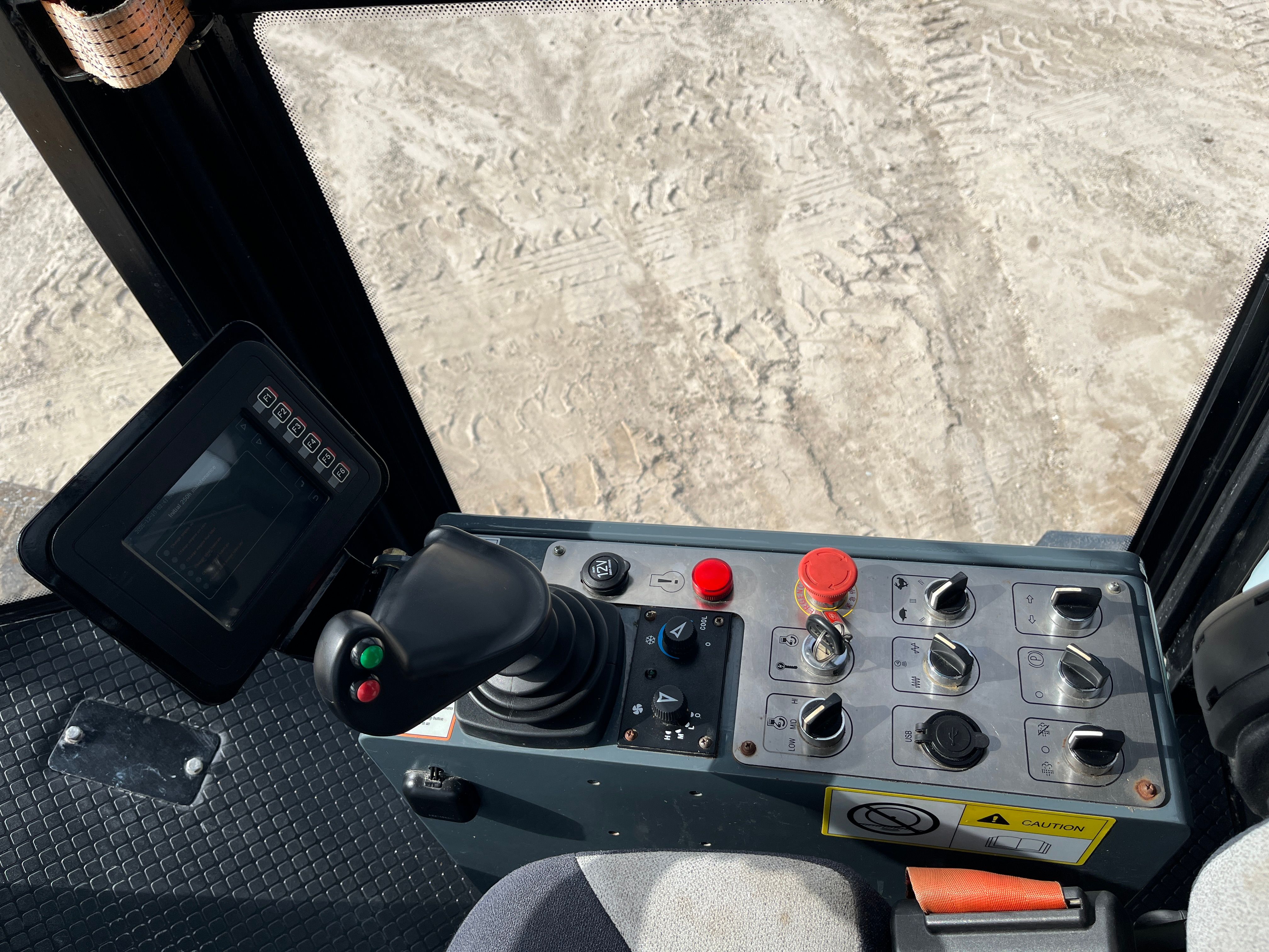 2024 SANY SANY SSR120 HIGH TORQUE VIBRATORY COMPACTOR Photo 10 Thumbnail