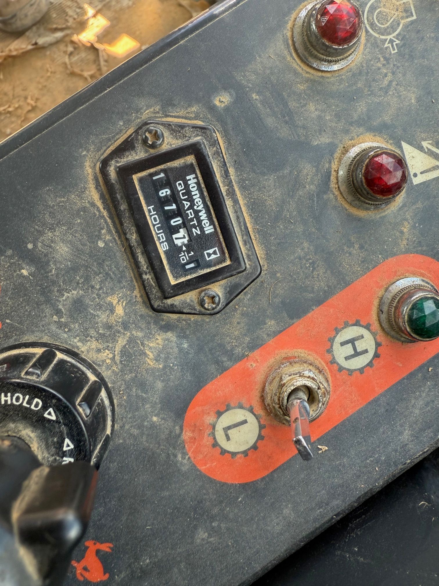 2014 MOROOKA MOROOKA MST 1500VD CRAWLER CARRIER Photo 12 Thumbnail