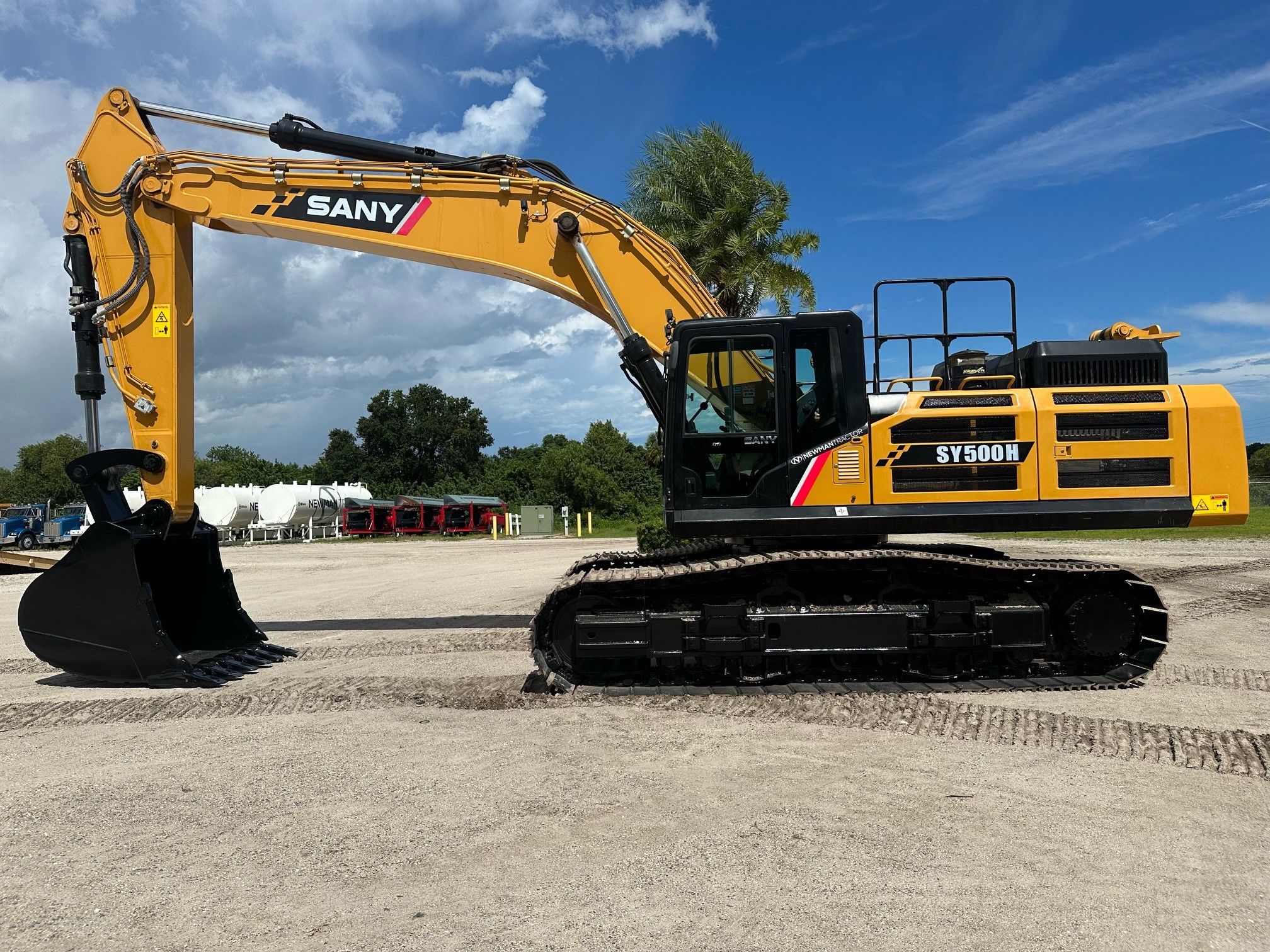2023 SANY SANY SY500H EXCAVATOR (NEW GEN) Photo 2 Thumbnail