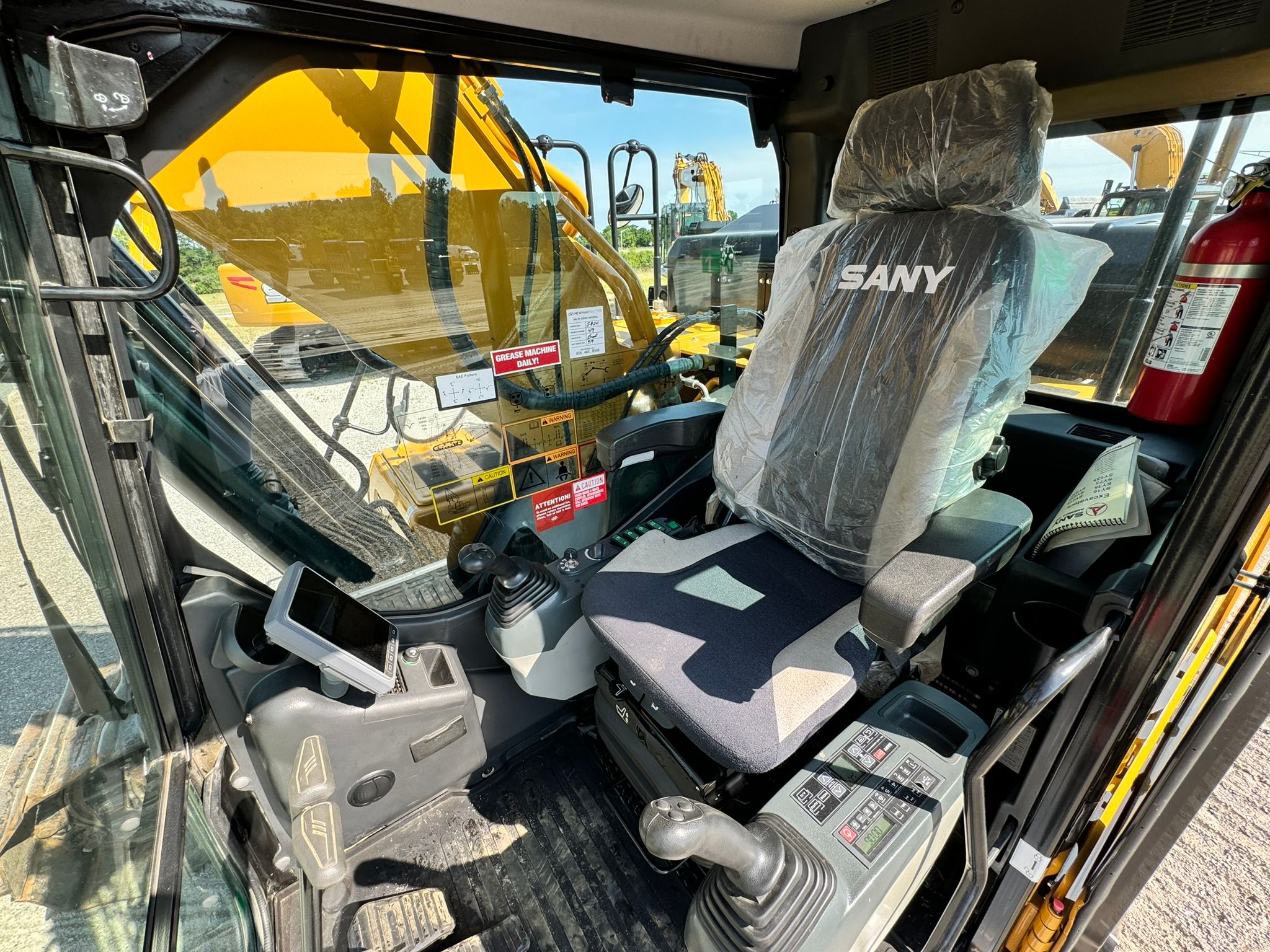 2022 SANY SANY SY215C EXCAVATOR Photo 10 Thumbnail