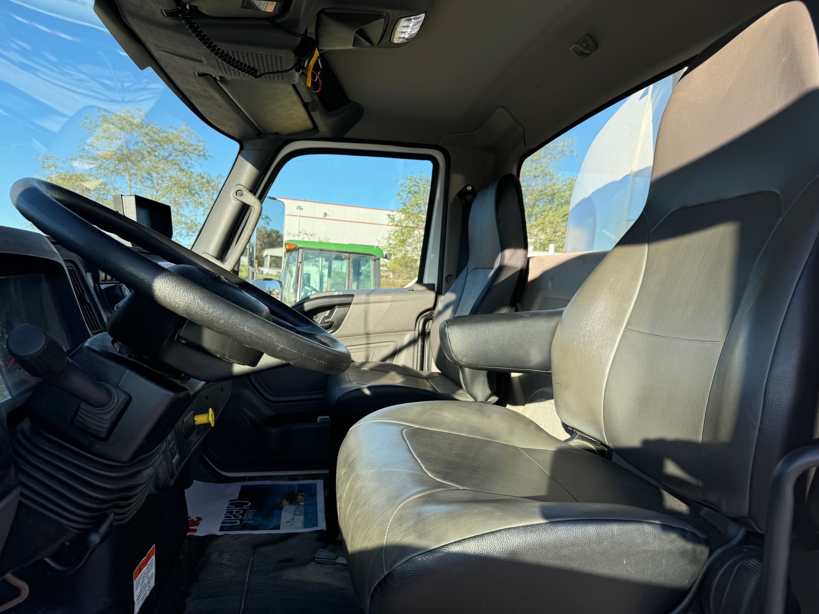 2024 INTERNATIONAL INTERNATIONAL HV607 4K GAL WATER TRUCK W/ CANNON Photo 5 Thumbnail