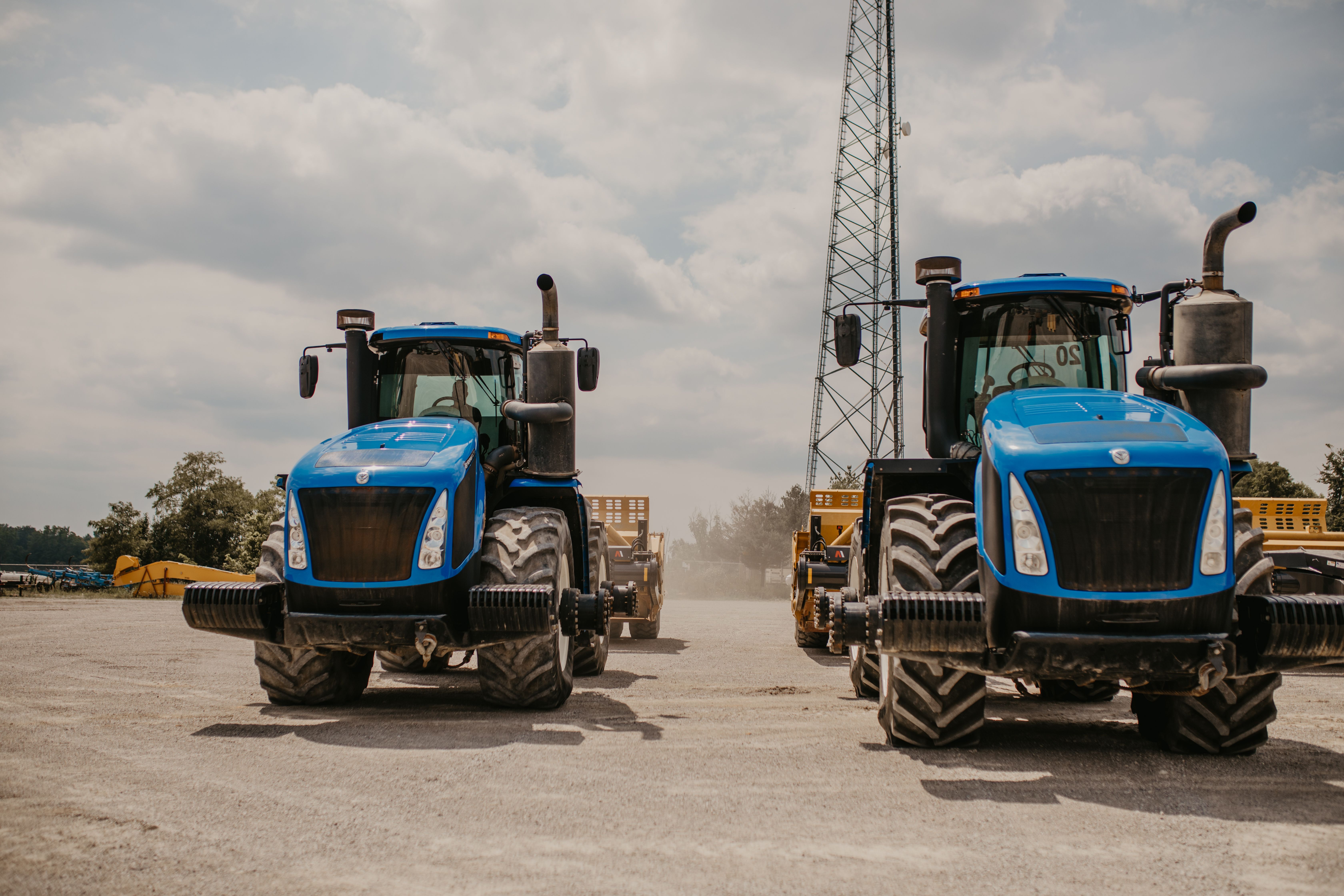 New Holland Heavy Equipment