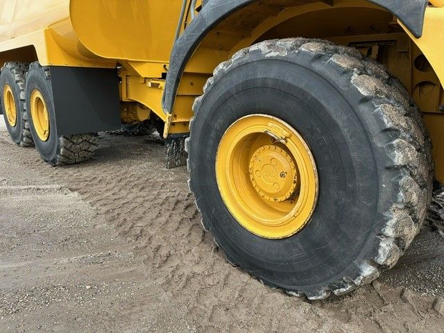 2019 BELL B30E Photo 17 Thumbnail