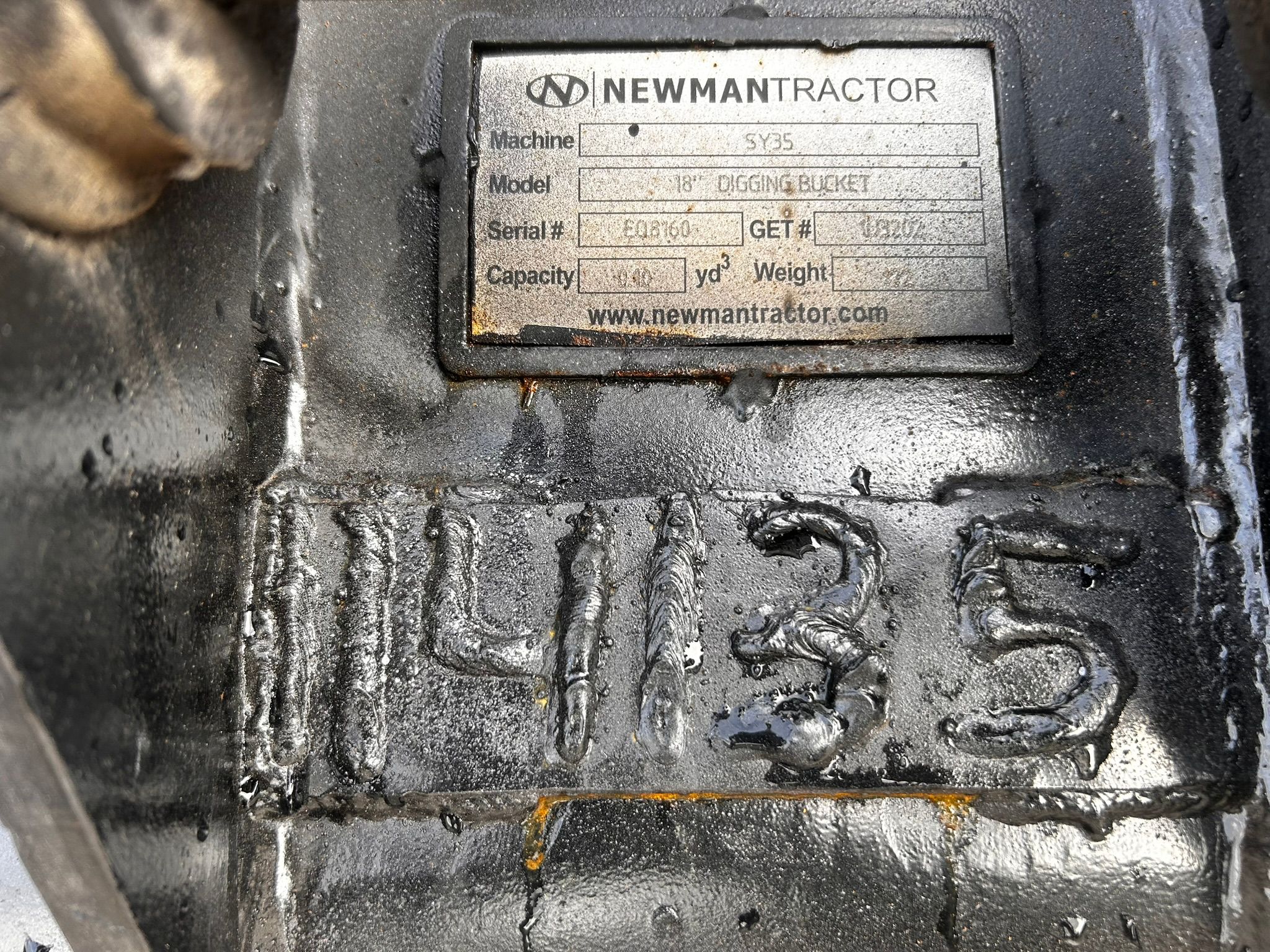 18" BUCKET FOR SY35U Photo 6 Thumbnail