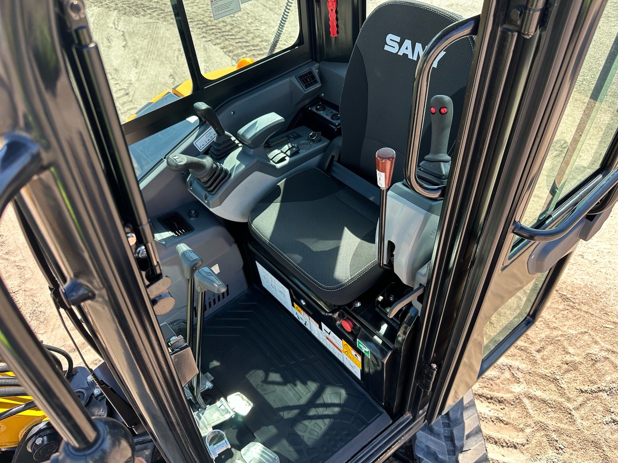 2024 SANY SY35U-CAB Photo 7 Thumbnail