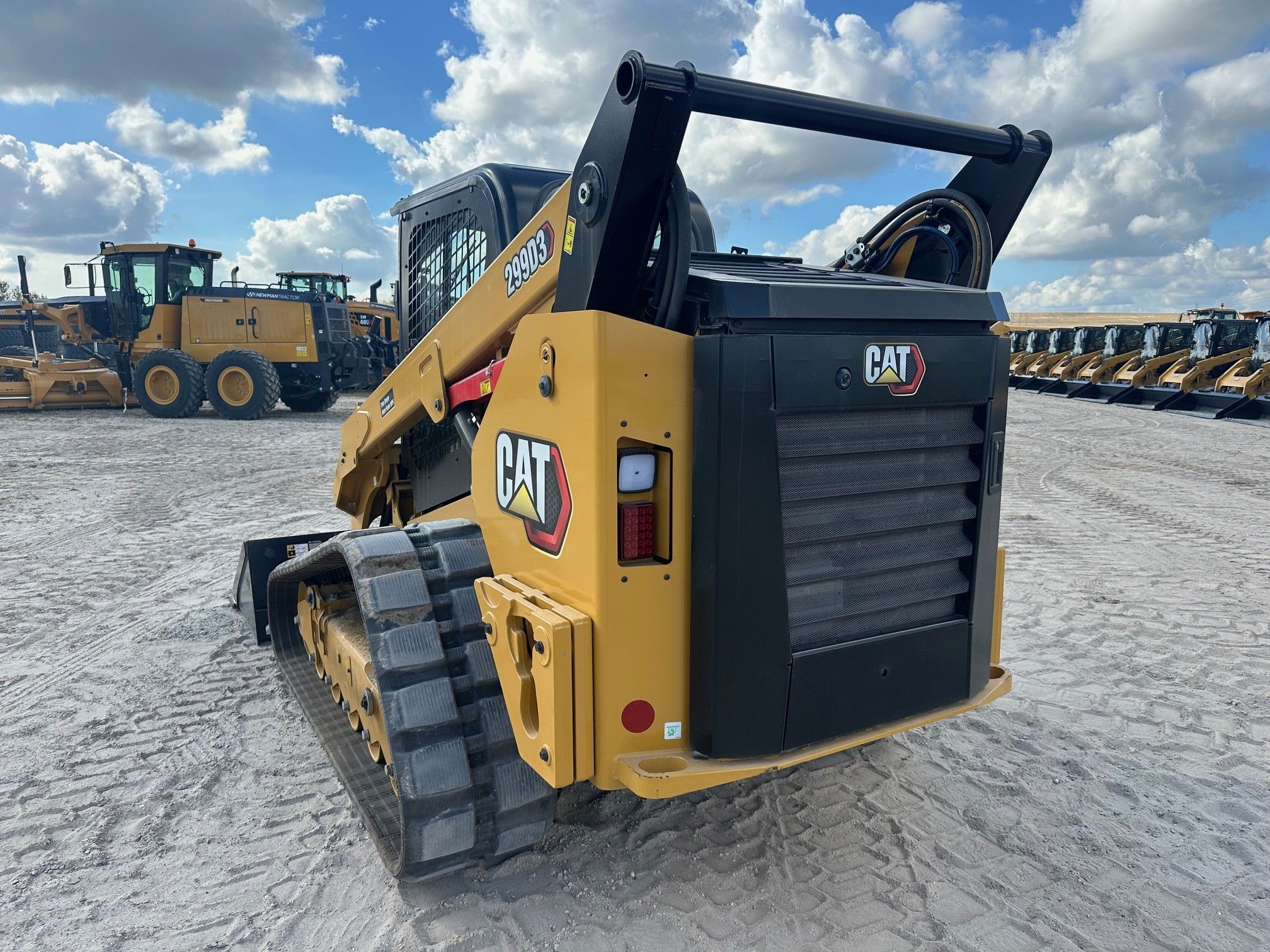 2024 CAT 299D3 Photo 3 Thumbnail