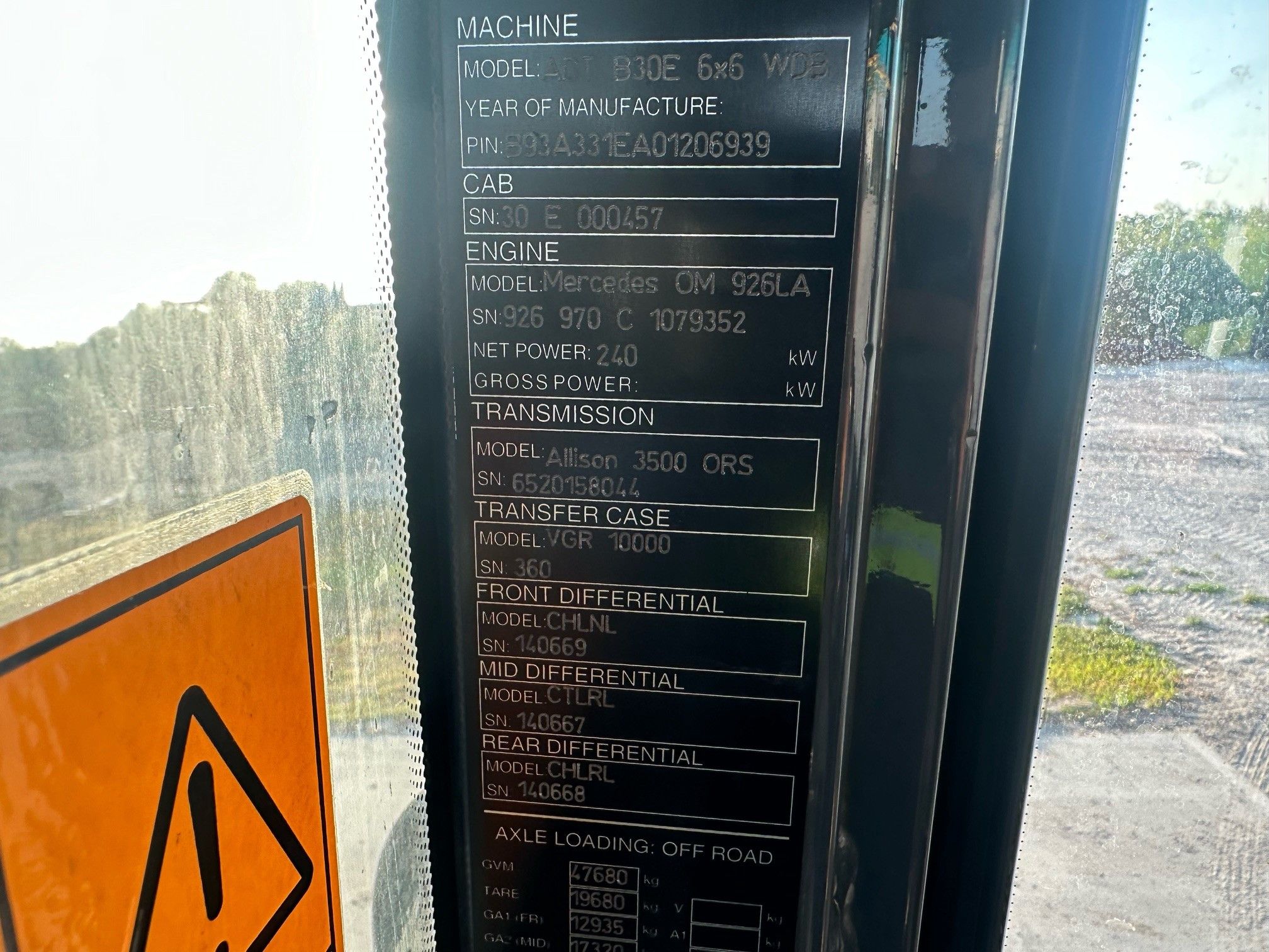 2015 BELL B30E Photo 17 Thumbnail