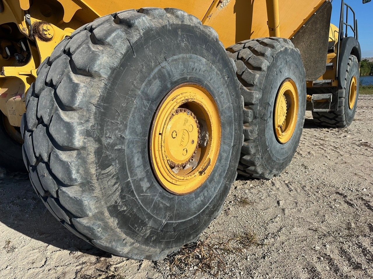 2018 BELL B40E Photo 13 Thumbnail