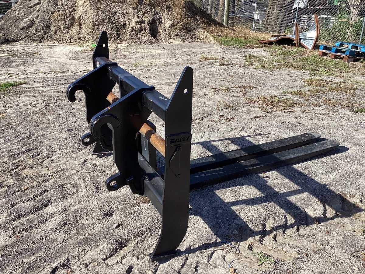 84" FORKS FOR JRB416 COUPLER Photo 1