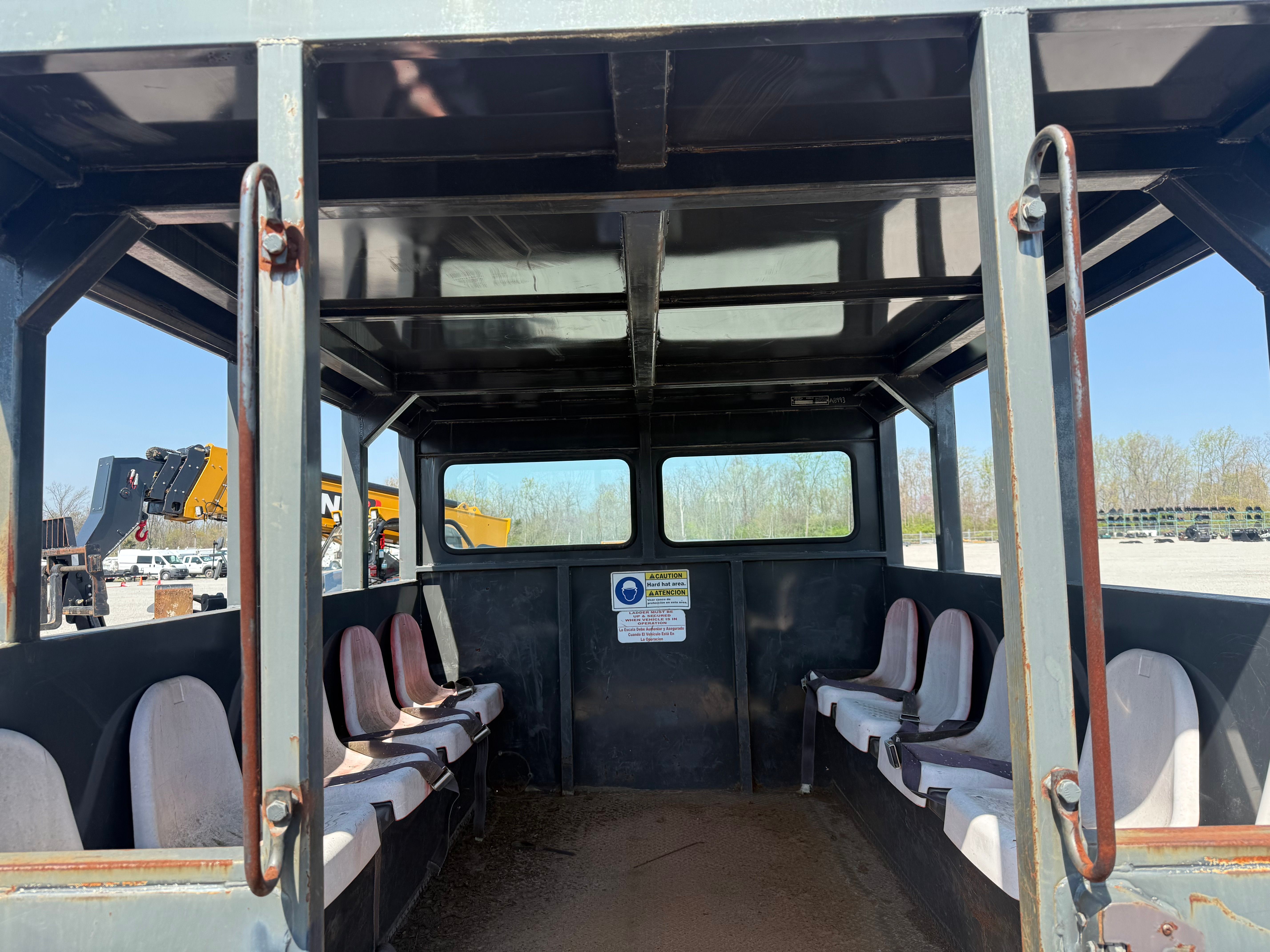 10-MAN PERSONNEL CARRIER, MST 800VD Photo 4 Thumbnail