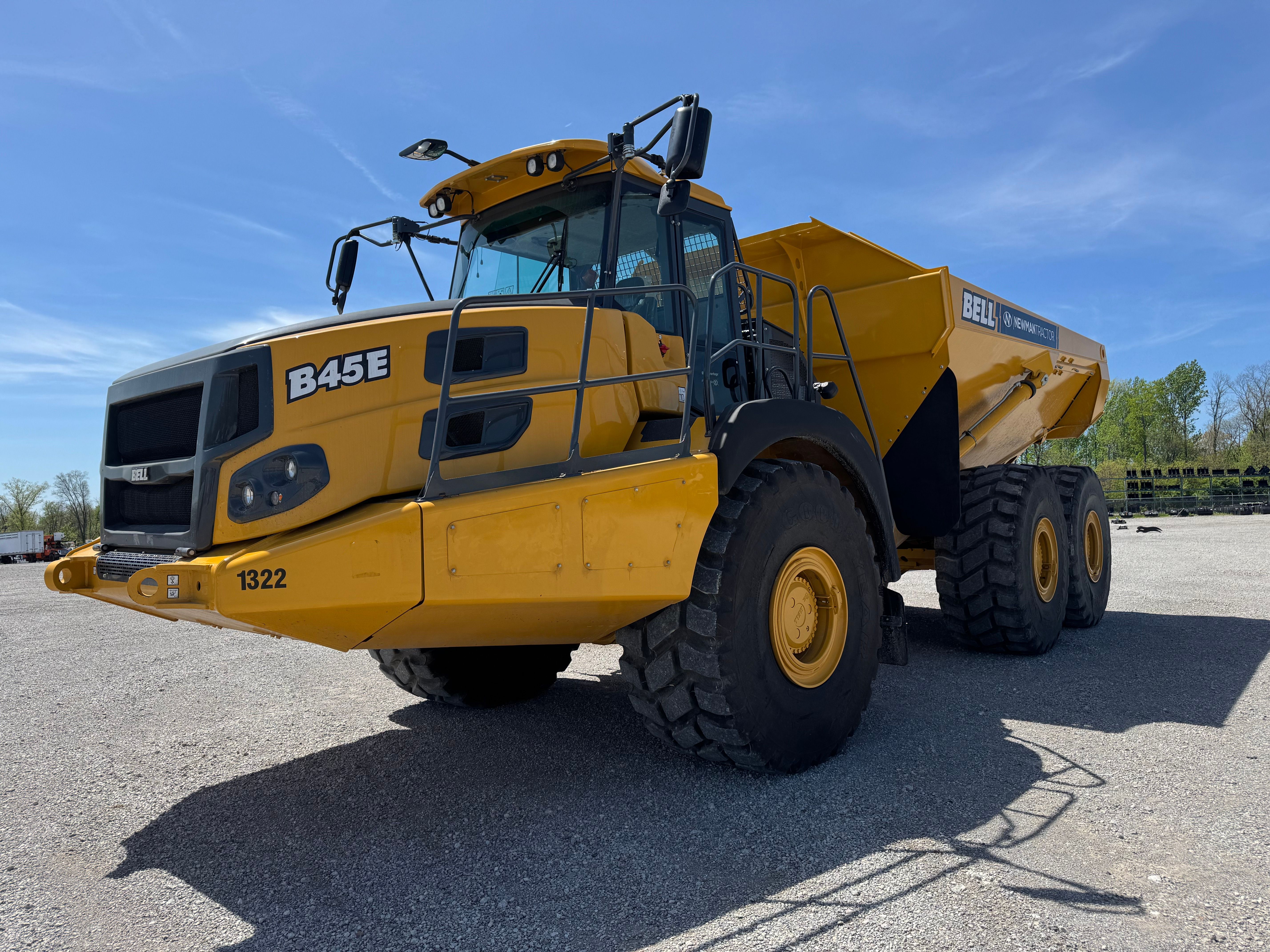 2025 BELL B45E Photo 5 Thumbnail