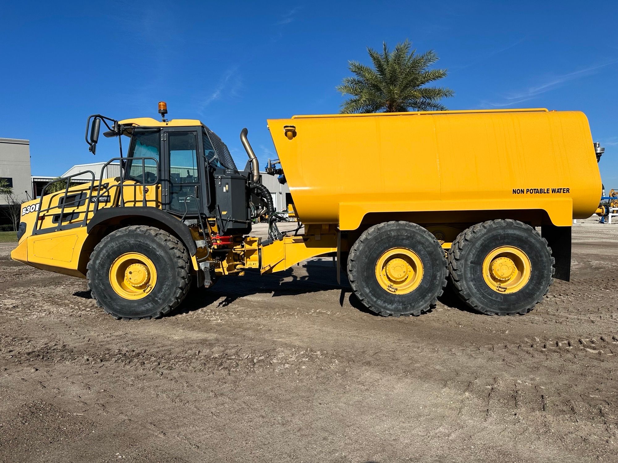 2019 BELL B30E Photo 2 Thumbnail