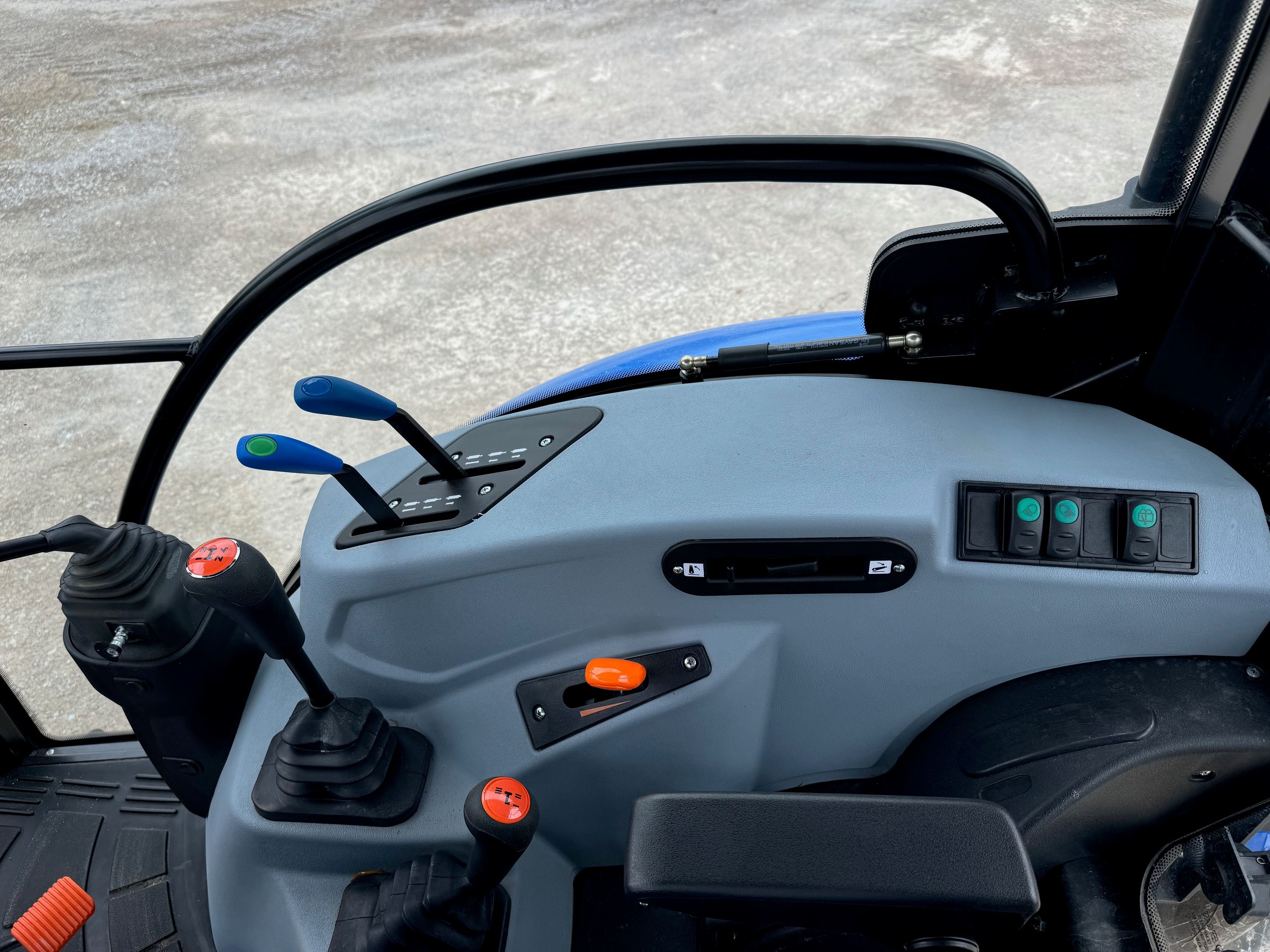 2023 NEW HOLLAND WORKMASTER 55 Photo 7 Thumbnail