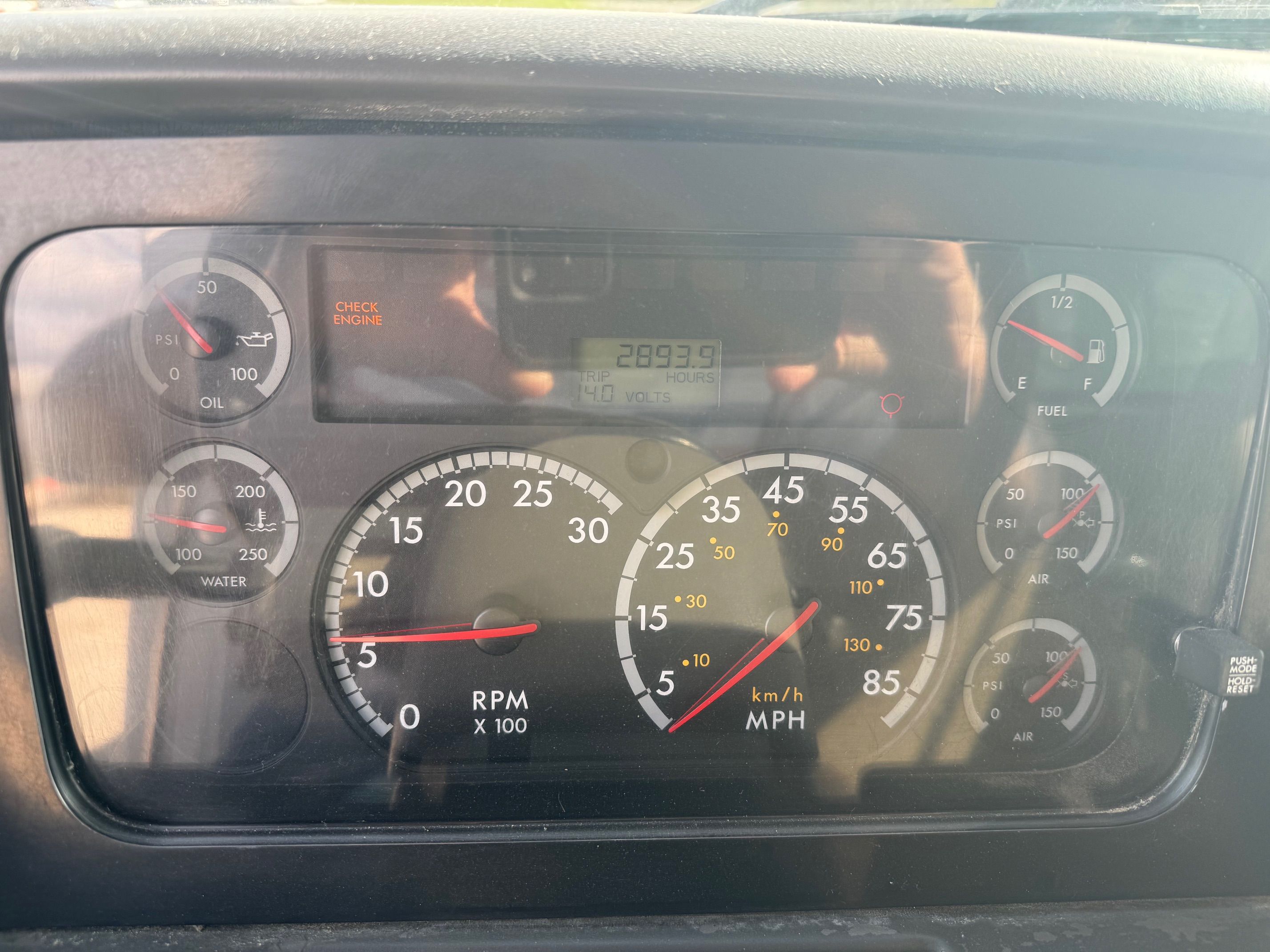 2005 STERLING L7501 Photo 16 Thumbnail