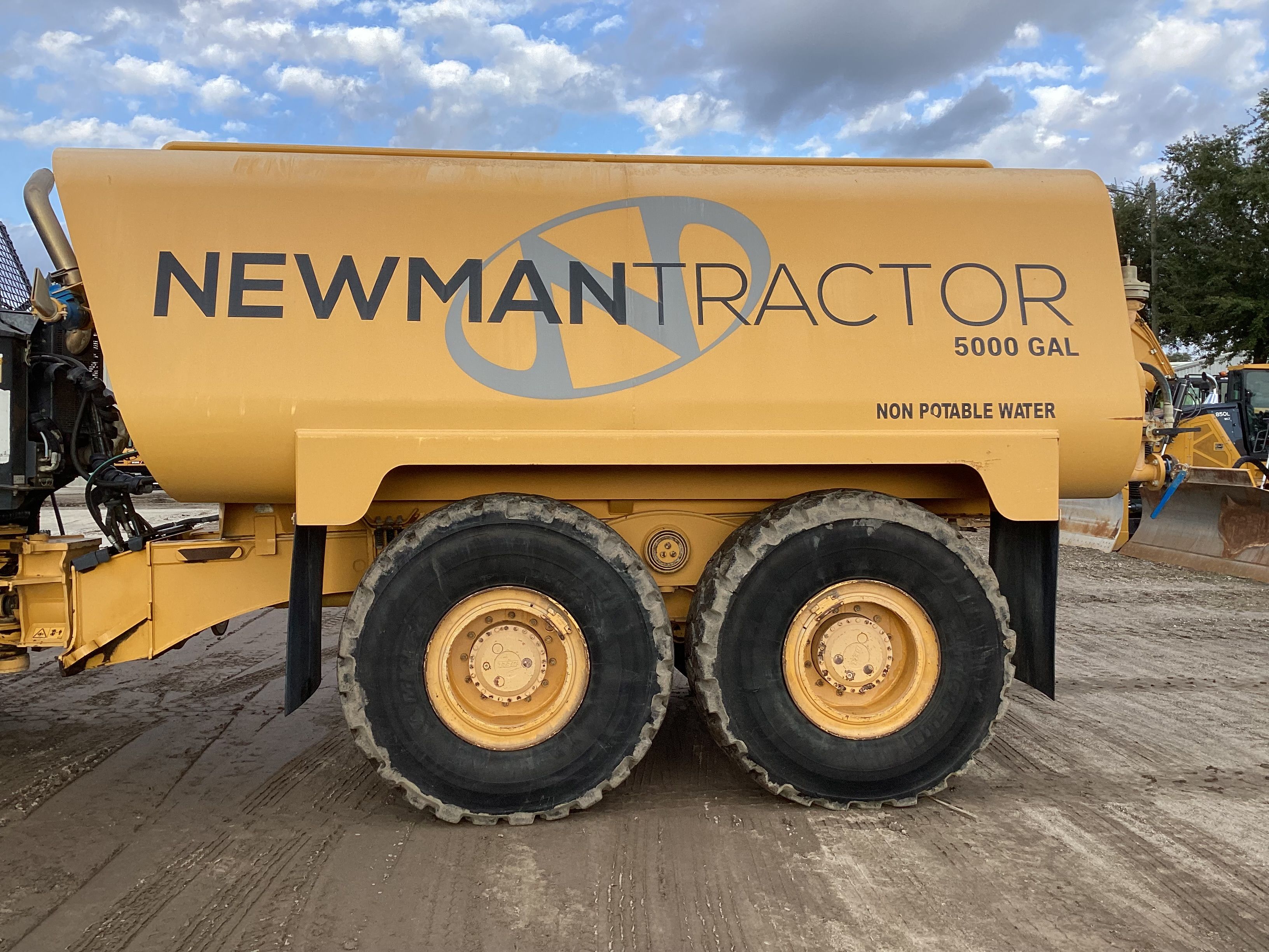 2019 HAMILTON HH5KS-AT 5K GALLON WATER TANK Photo 1 Thumbnail