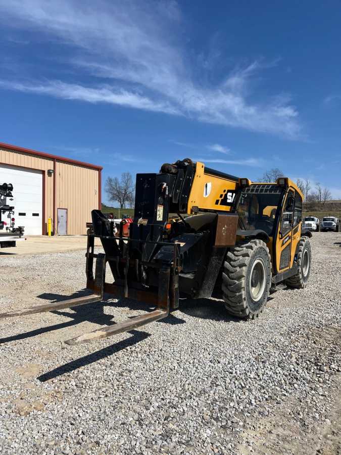 2021 SANY SANY STH1256A TELEHANDLER (CLOSED CABIN) Photo 1