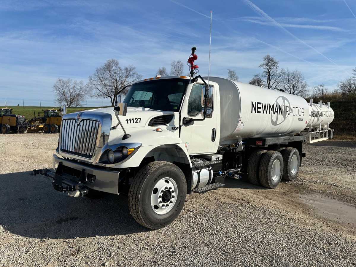 2024 INTERNATIONAL INTERNATIONAL HV607 4K GAL WATER TRUCK W/ CANNON Photo 1