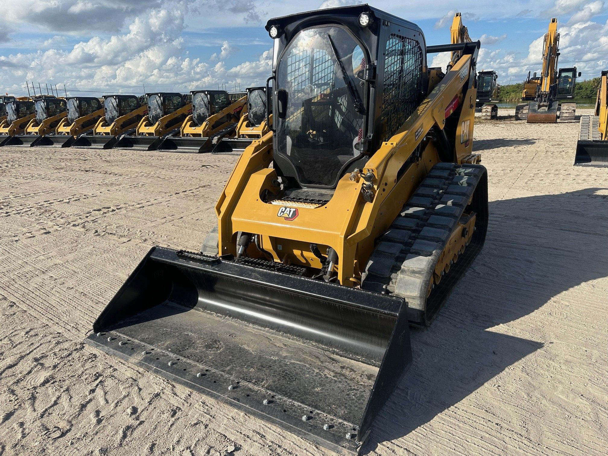 2024 CAT 299D3 Photo 1 Thumbnail
