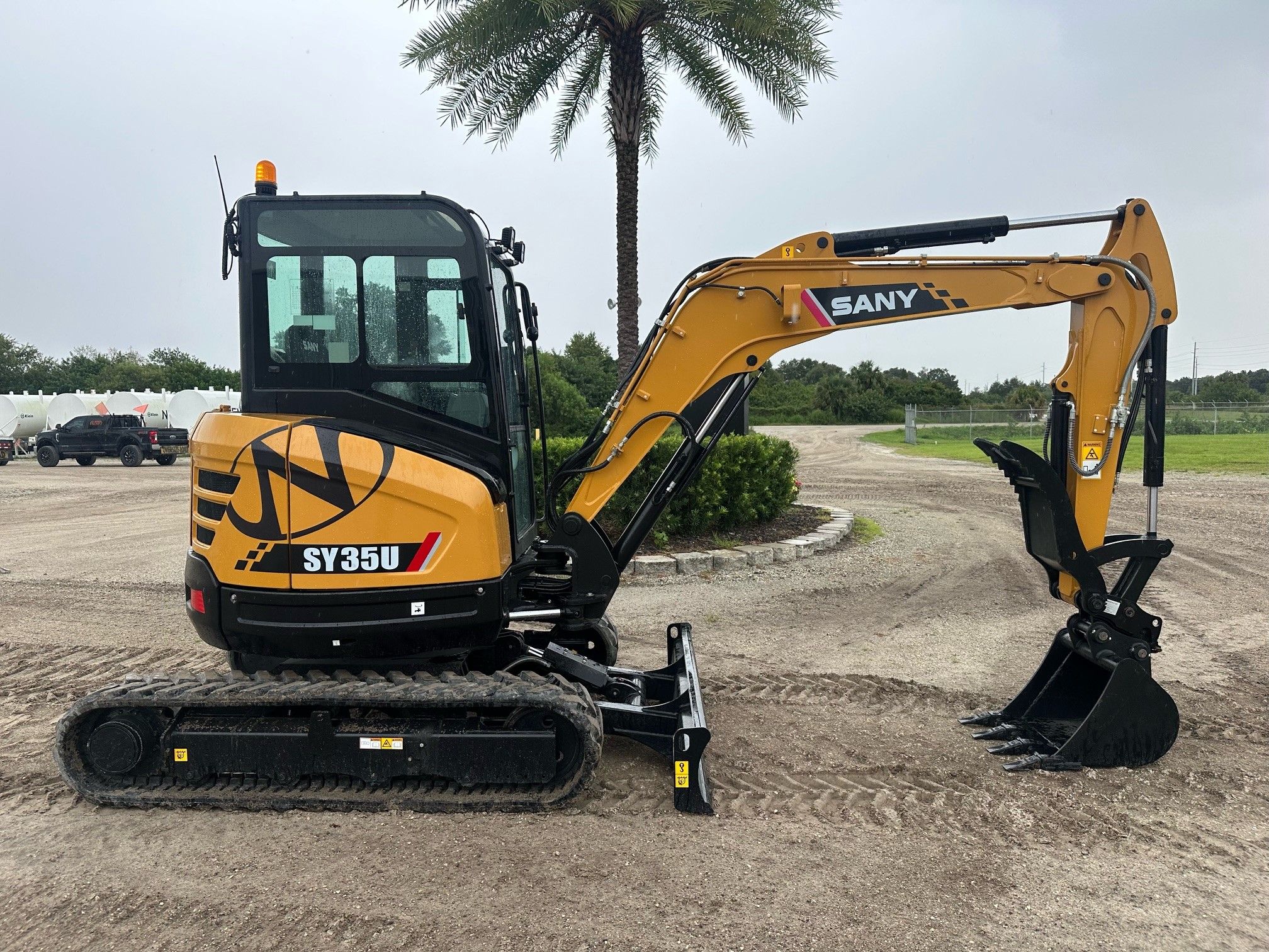 2023 SANY SY35U-CAB Photo 5 Thumbnail