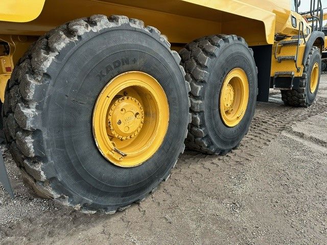 2019 BELL B30E Photo 15 Thumbnail