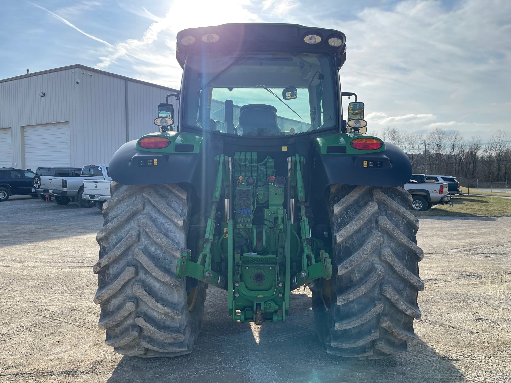 2019 JOHN DEERE 6155R Photo 3 Thumbnail