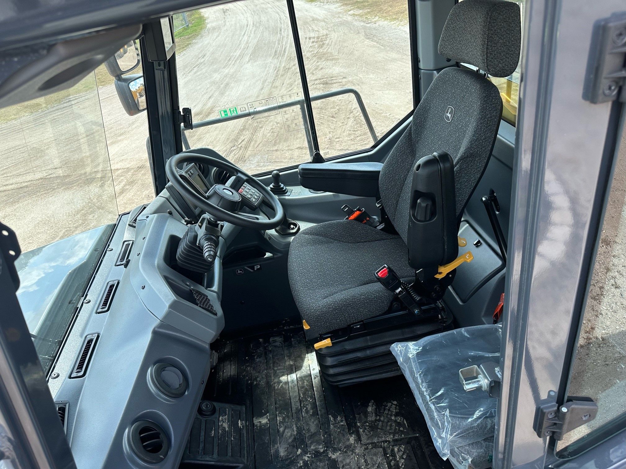 2024 JOHN DEERE 310P Photo 7 Thumbnail