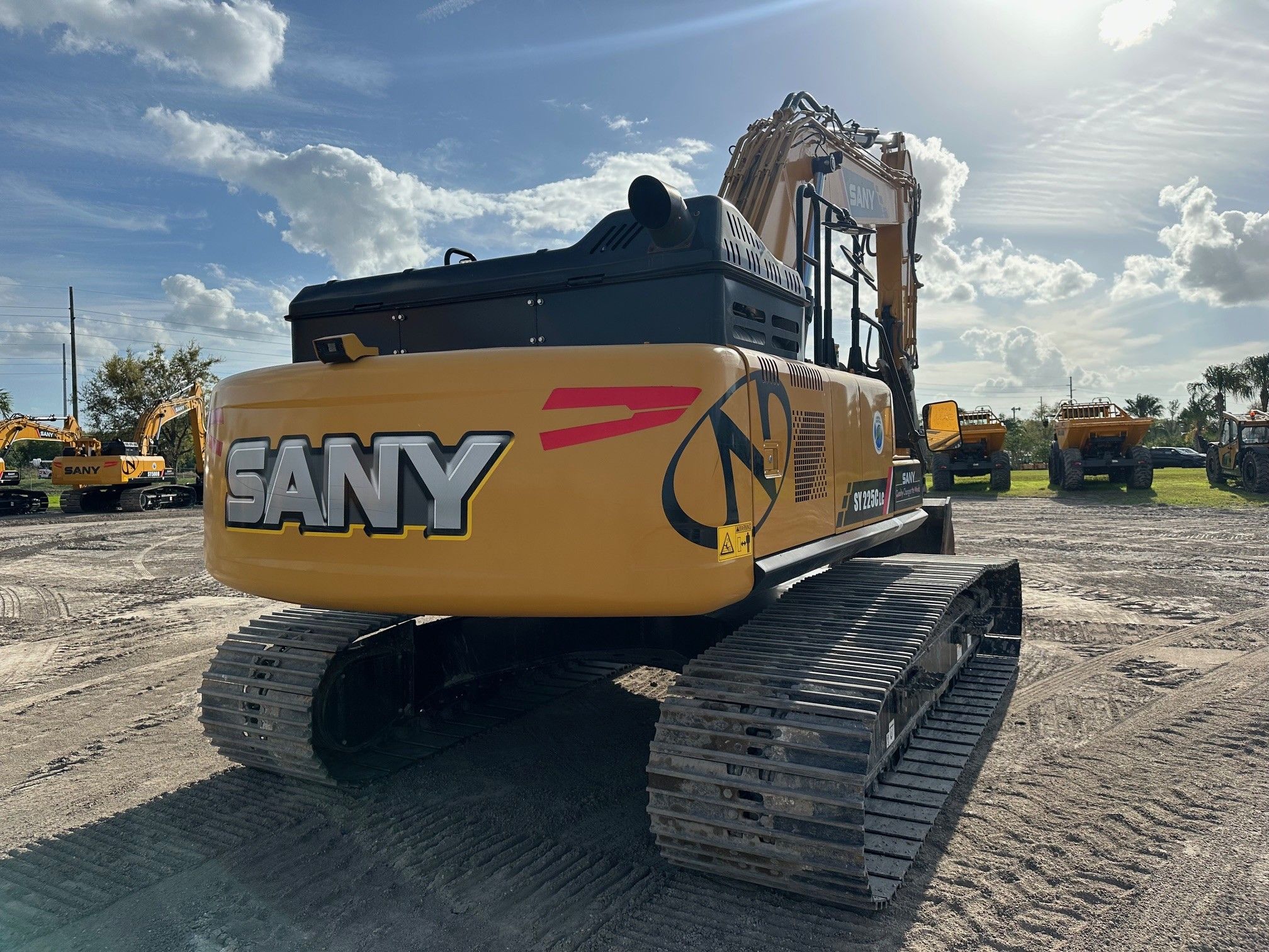 2022 SANY SY225C Photo 4 Thumbnail