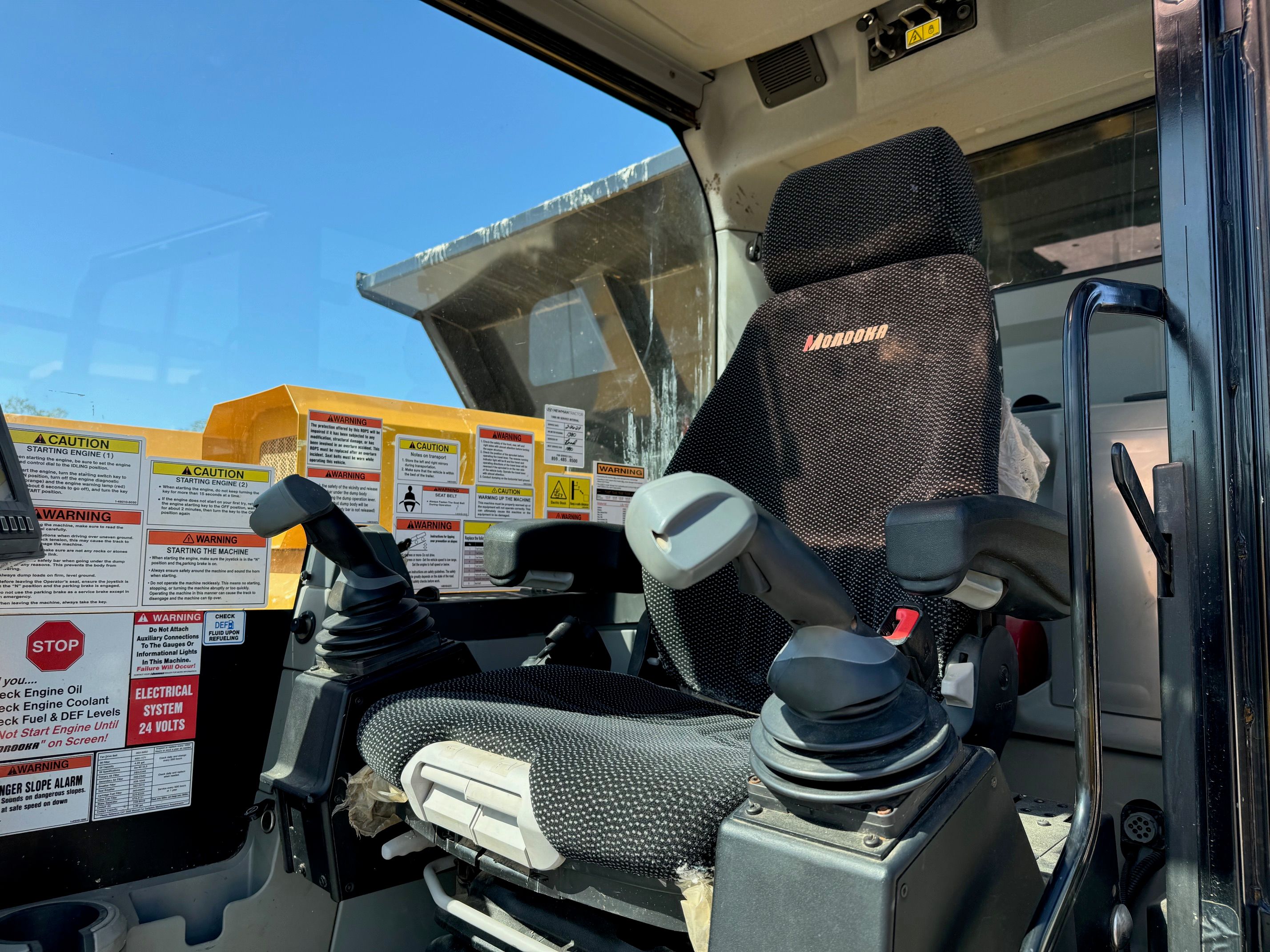 2022 MOROOKA MST 2200VDR Photo 7 Thumbnail