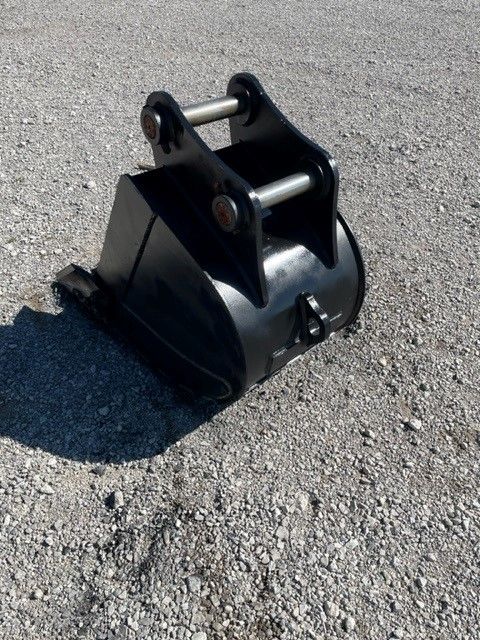 24" EXCAVATOR DIGGING BUCKET 55MM PIN Photo 3 Thumbnail