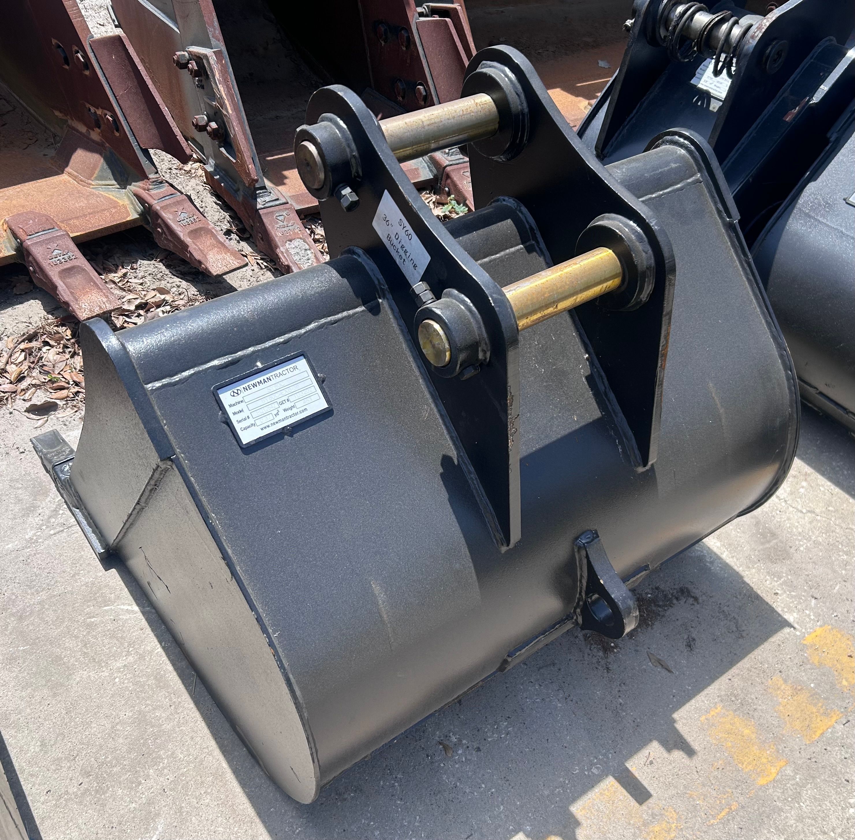 36" BUCKET FOR SY60C Photo 2 Thumbnail