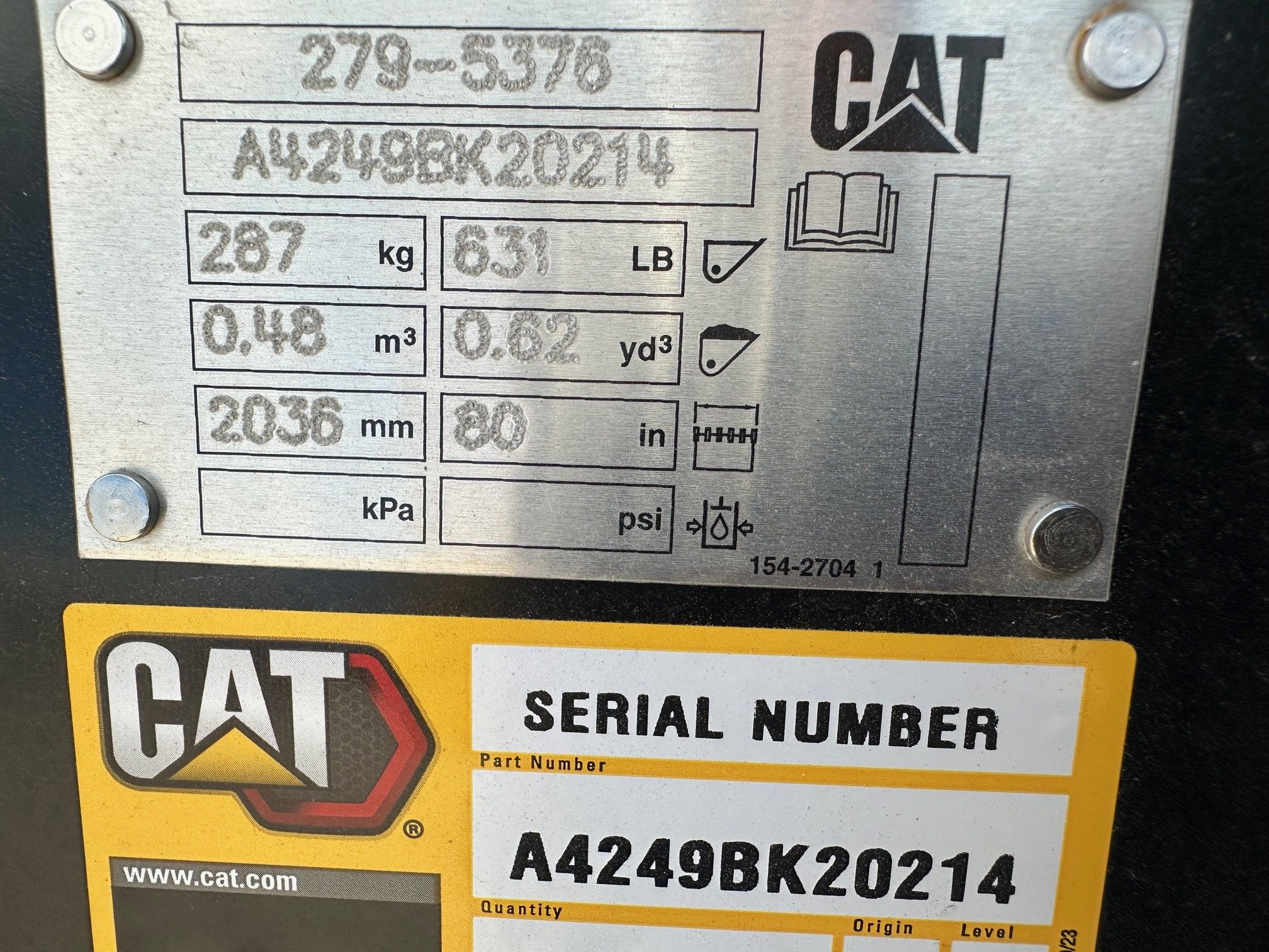 CAT 299D3 80" Skid Steer Bucket Photo 5 Thumbnail