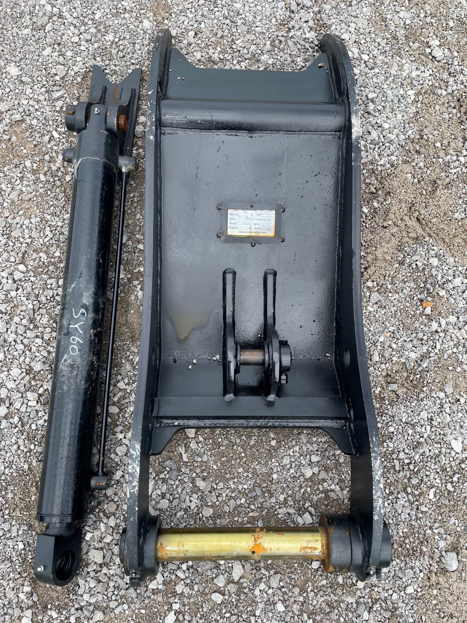 THUMB FOR SY60C (FOR USE W/ QUICK COUPLER) Photo 3 Thumbnail