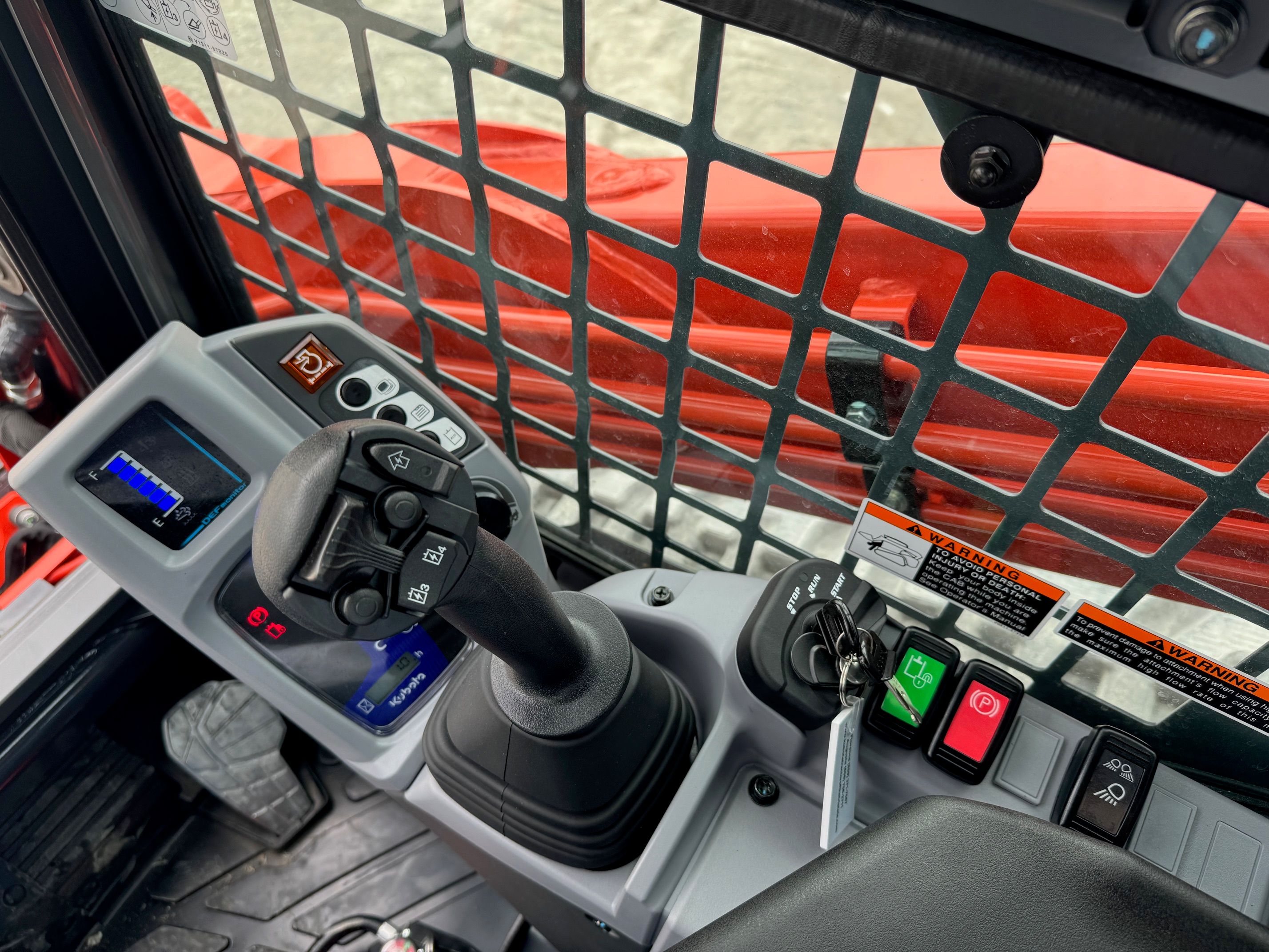 2024 KUBOTA SVL97-2HFC Photo 7 Thumbnail