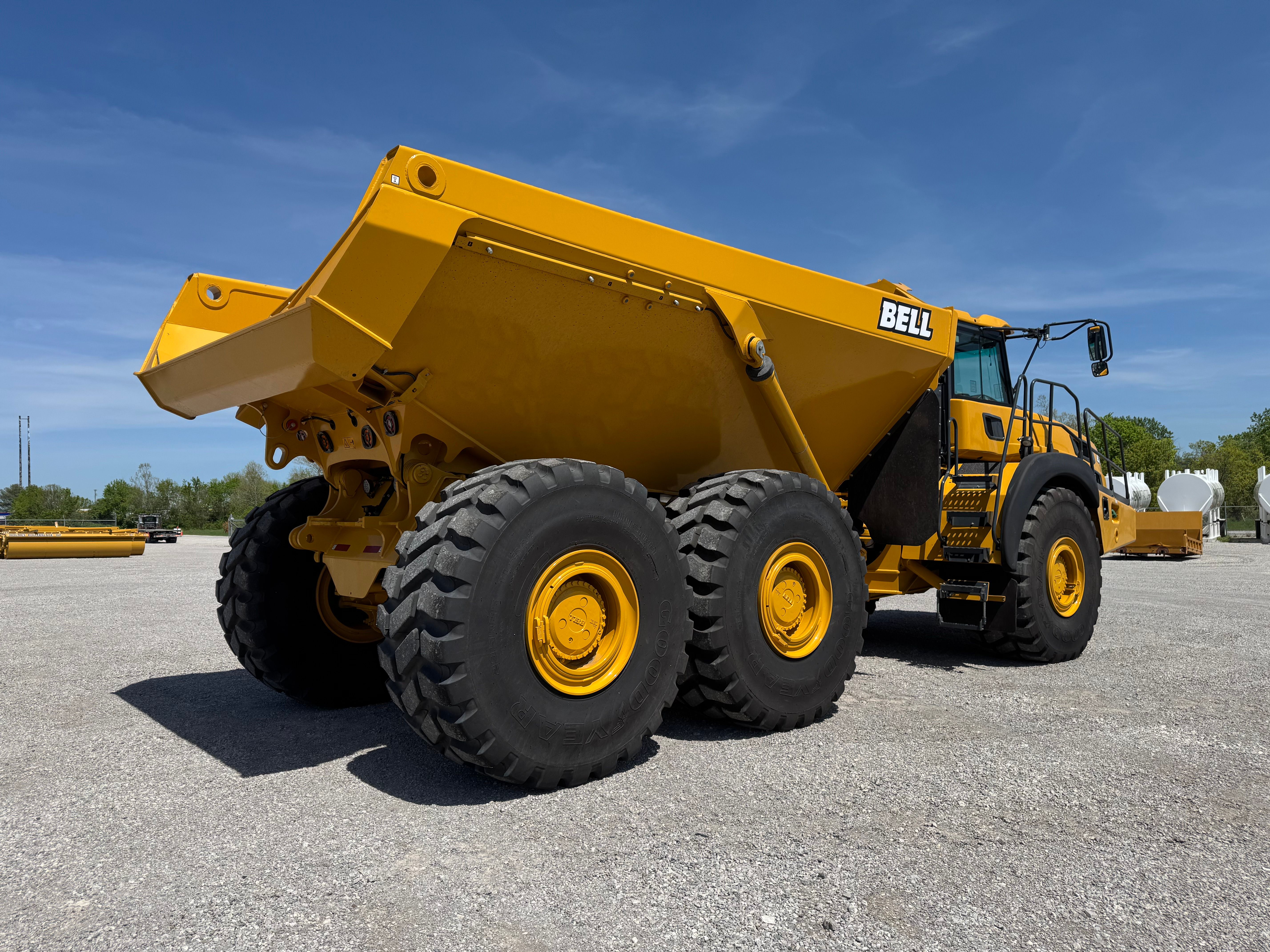 2025 BELL B45E Photo 7 Thumbnail