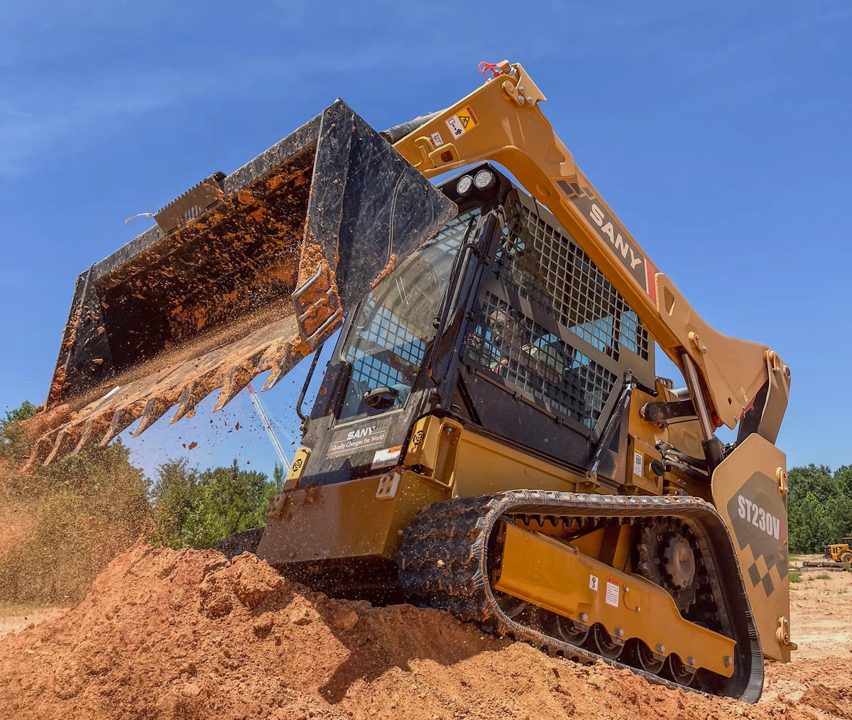 sany-skid-steer-being-operated