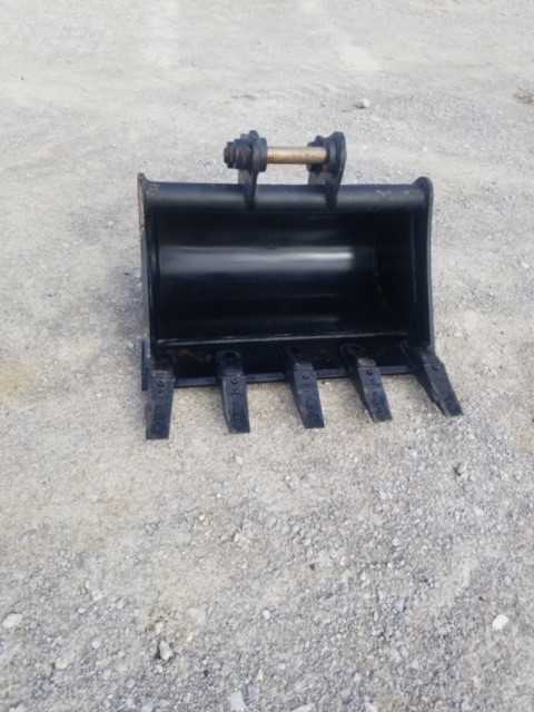24" BUCKET FOR SY16C Photo 1
