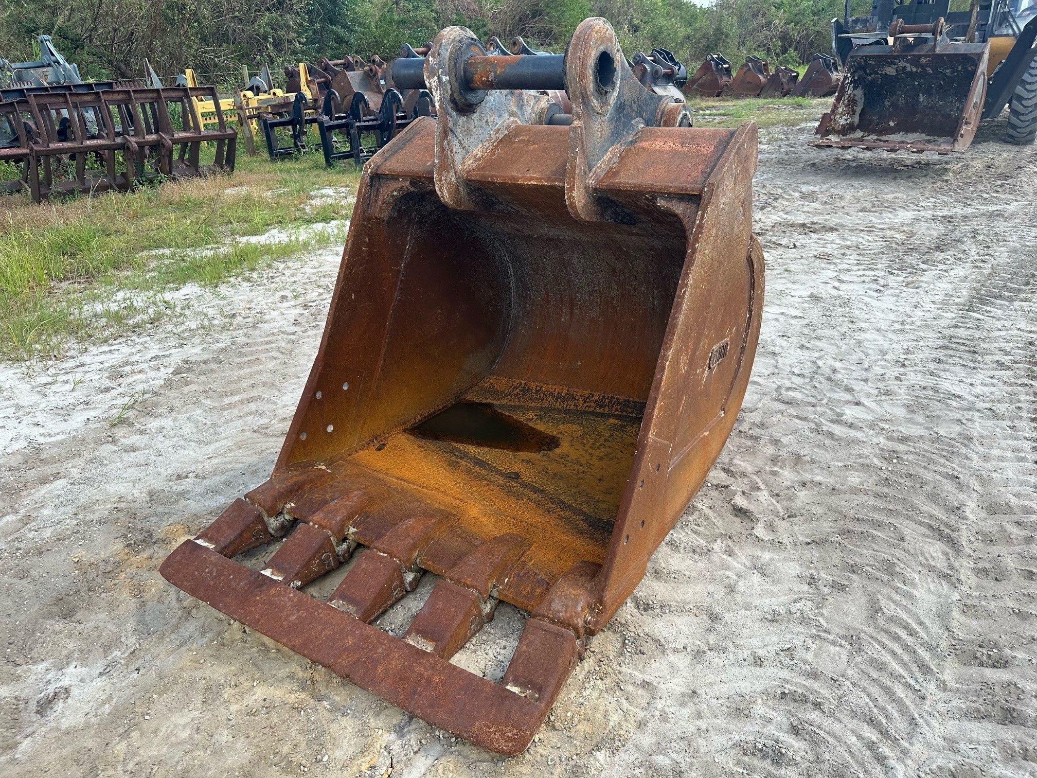 48" EXCAVATOR DIGGING BUCKET FOR SY365C Photo 3 Thumbnail