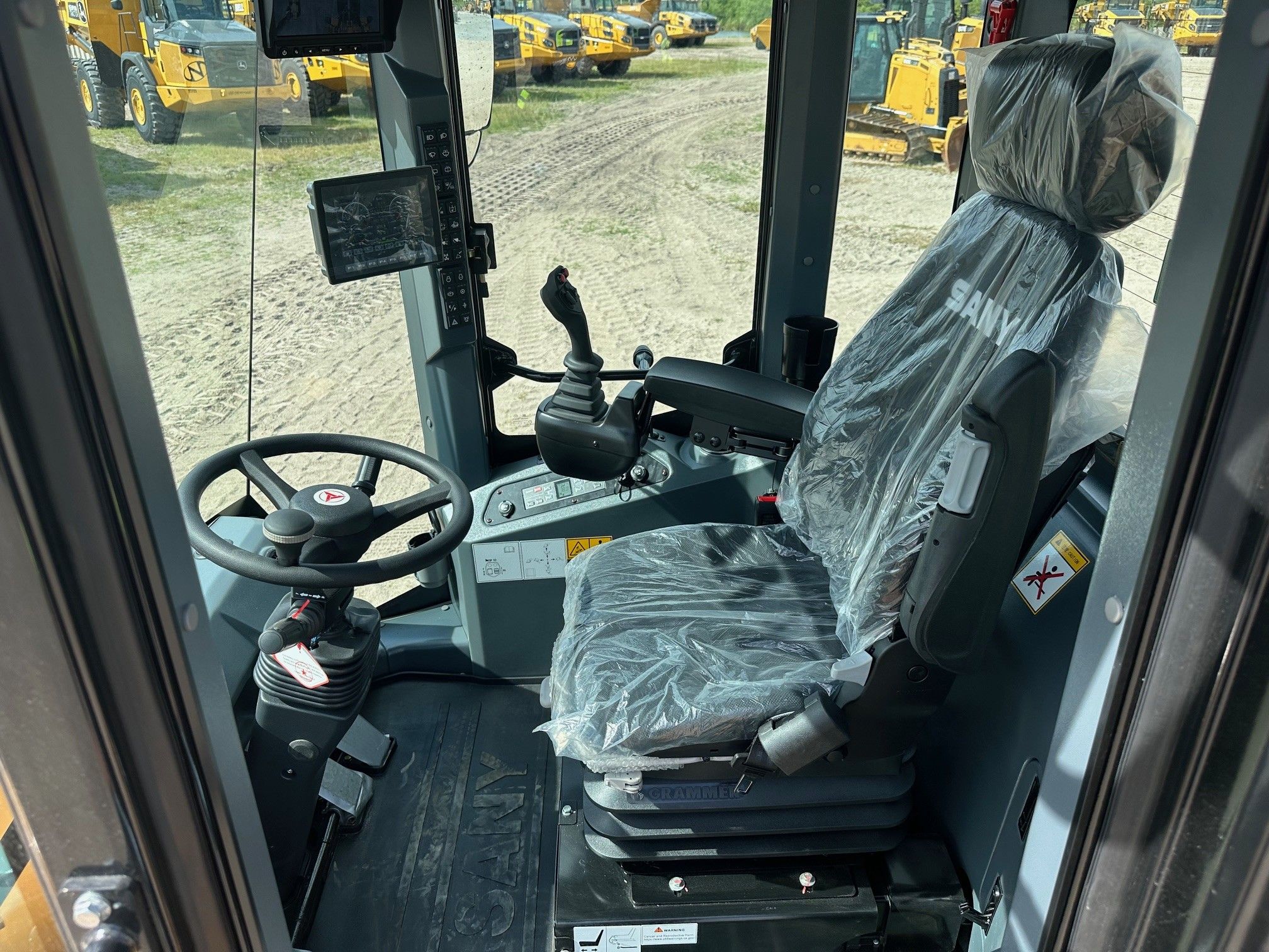 2025 SANY SW305K Photo 7 Thumbnail