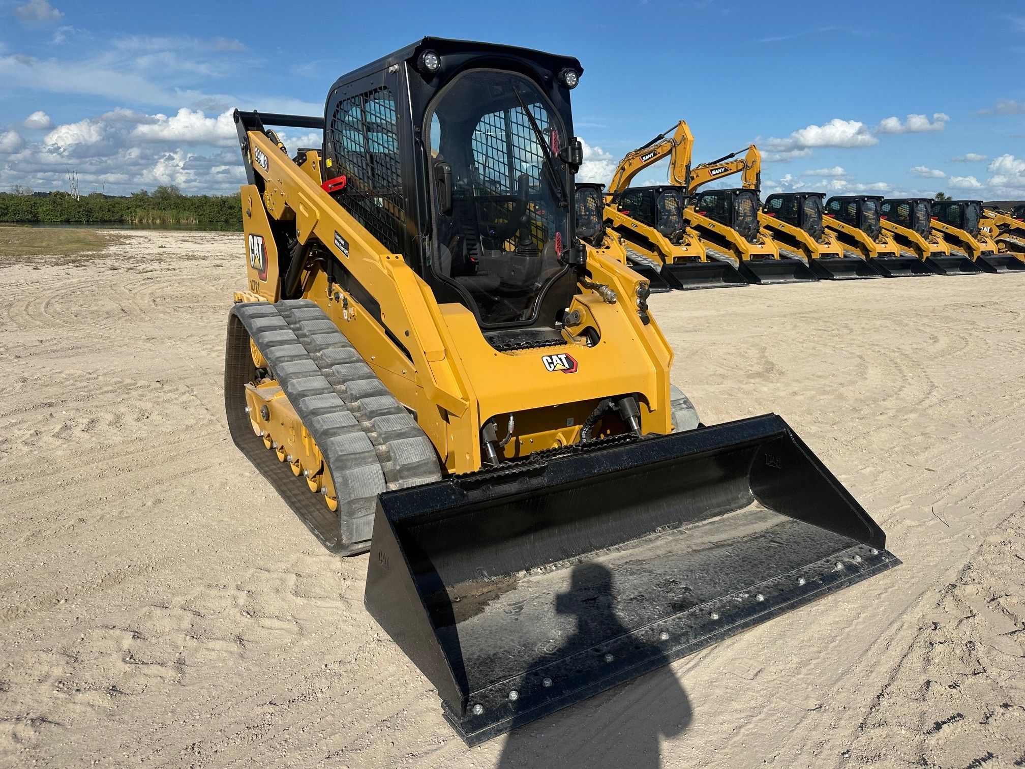 2024 CAT 299D3 Photo 6 Thumbnail