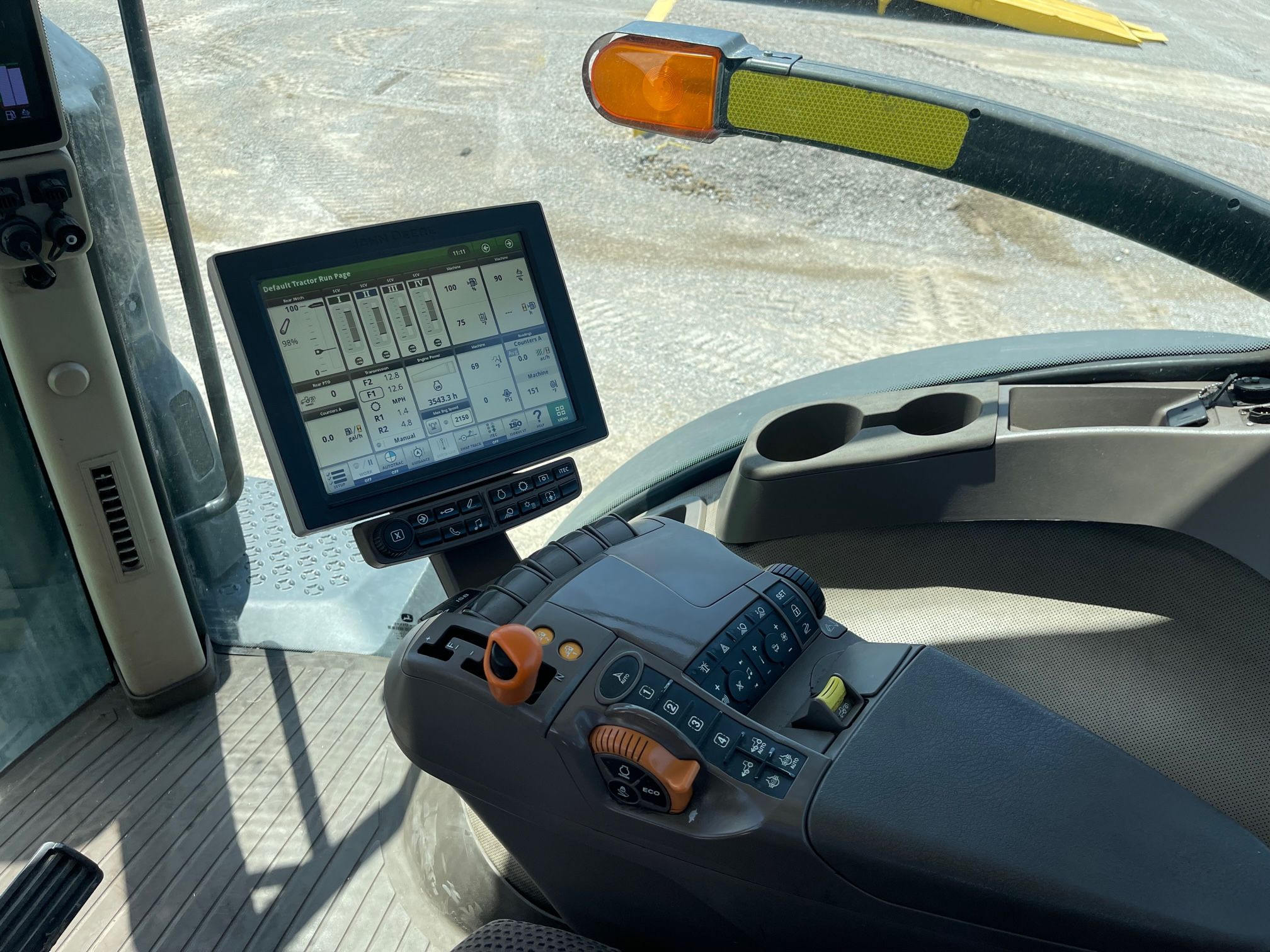 2019 JOHN DEERE 8320R Photo 6 Thumbnail