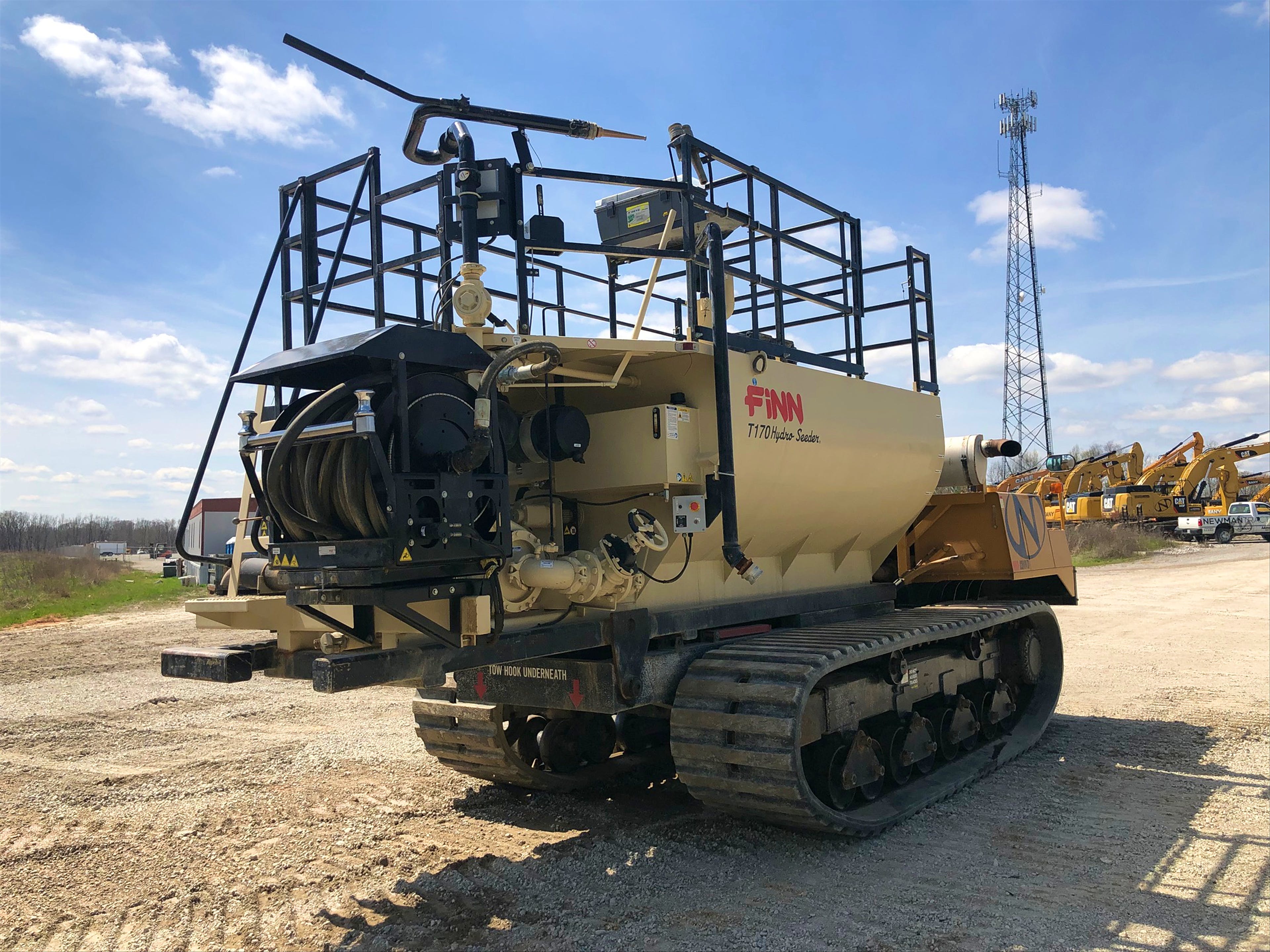 2014 MOROOKA MST 2200VD Photo 5 Thumbnail