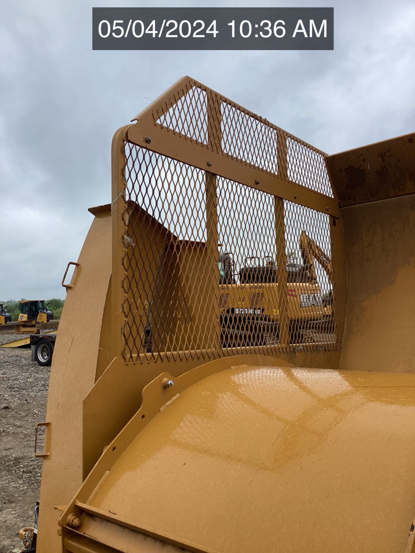 2023 HAYBUSTER 2574 BALEBUSTER Photo 2 Thumbnail